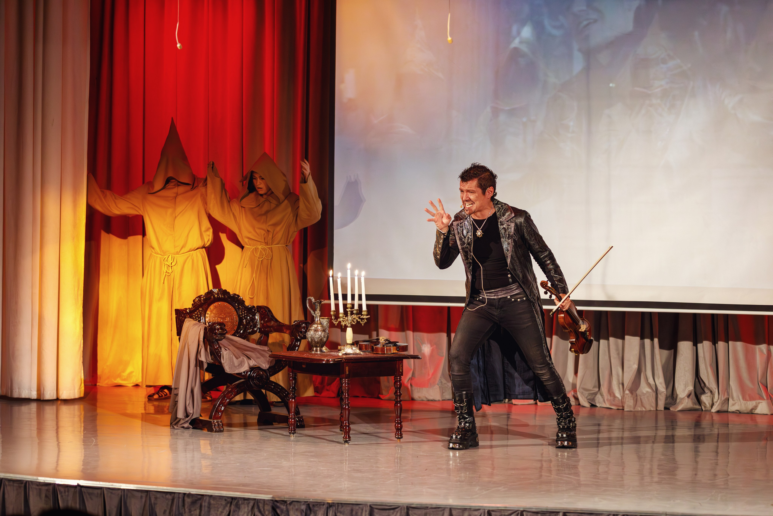 Мюзикл. Скрипка Паганини. Бэкстейдж. Фотограф портретист в Троицке и Москве Иван Парусиди