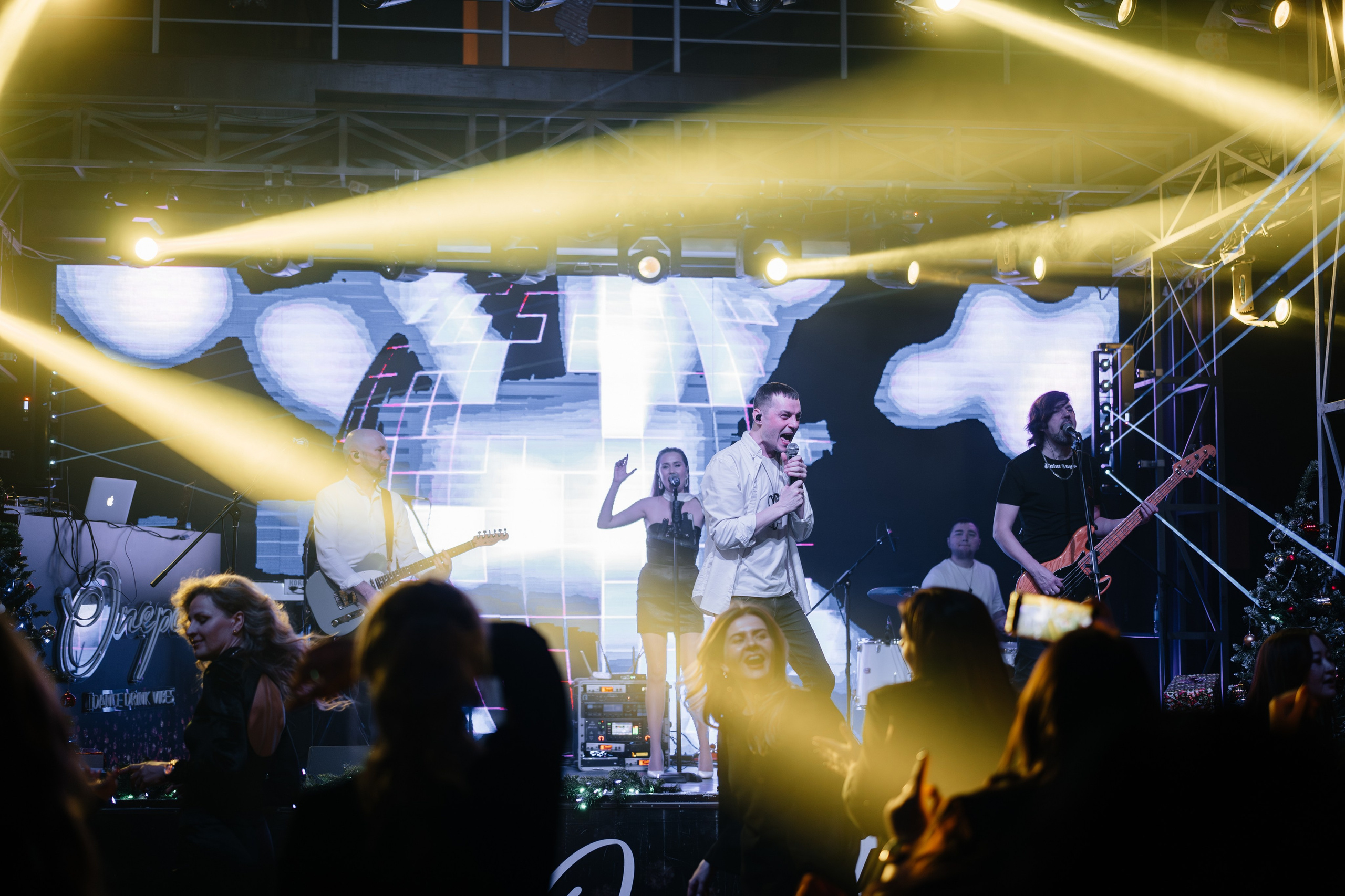 Корпоратив «СОВКОМБАНК». Свадебный фотограф Барнаул Алексей Павлов