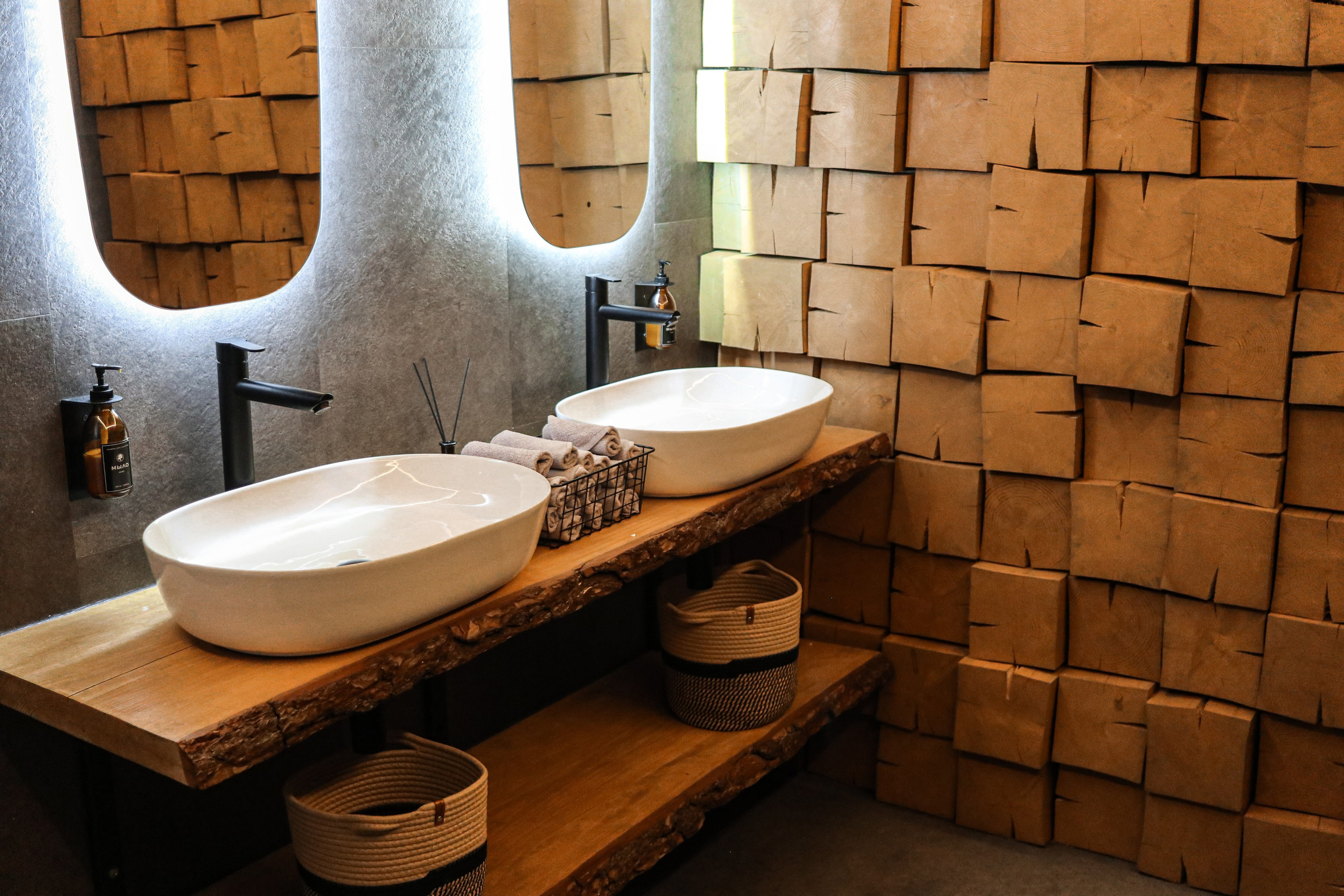 «Pinewood» ресторан, респ. Алтай. Контент фотограф Дмитрий Борисов