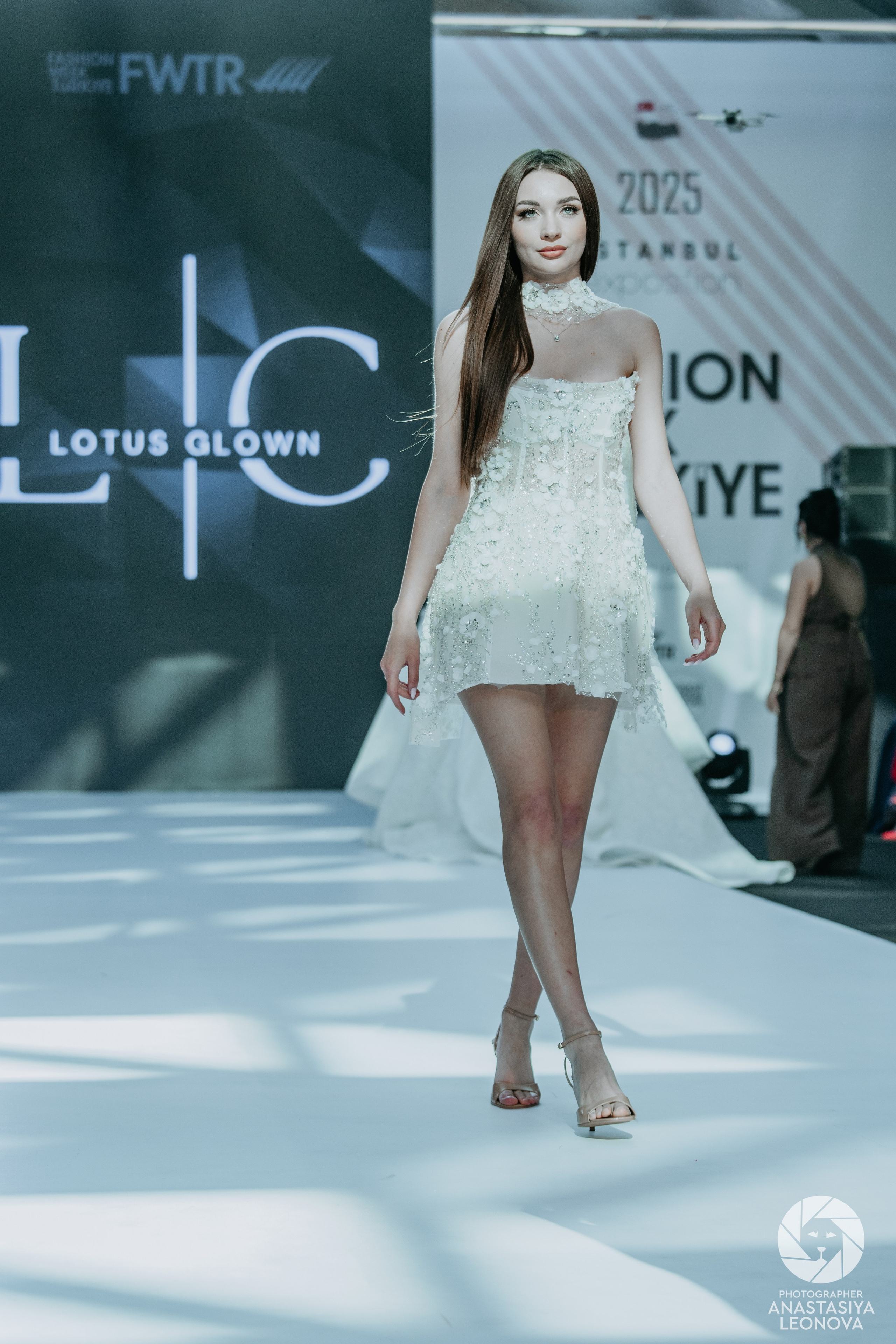 Fashion Week Türkiye [spring, 2025]. Anastasia Leonowa