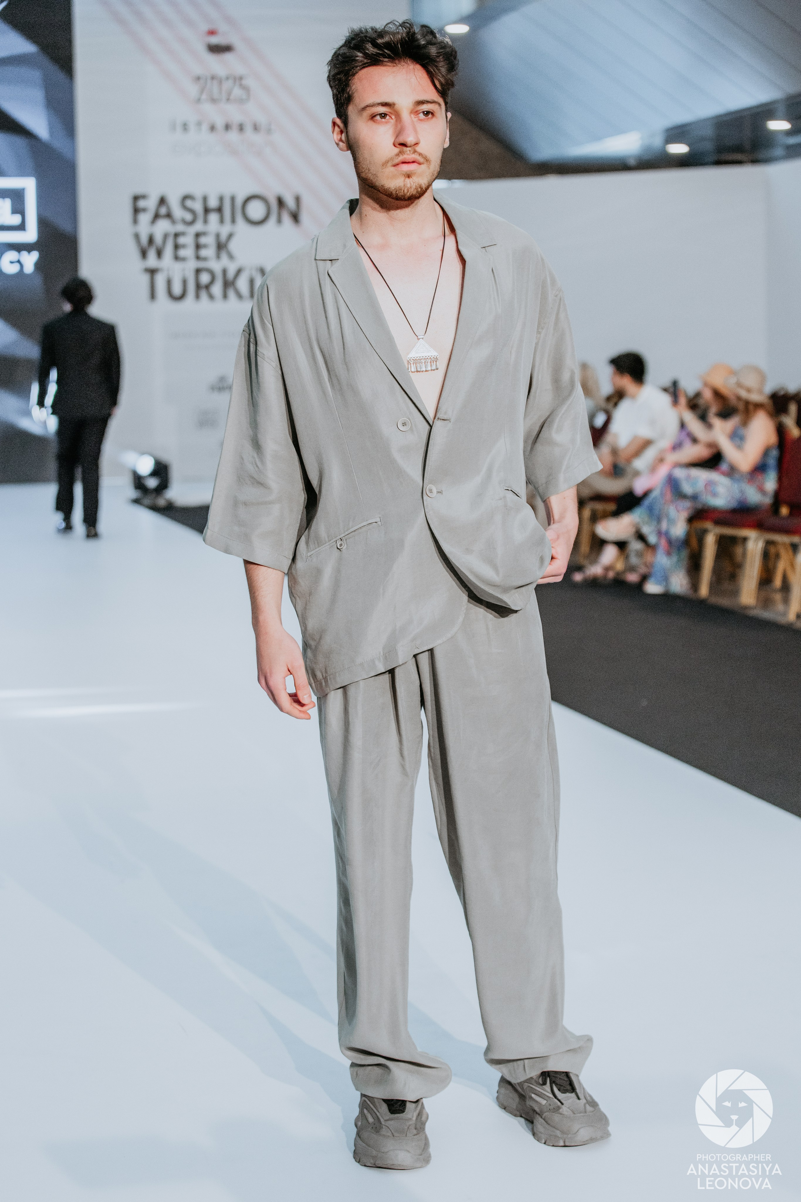 Fashion Week Türkiye [spring, 2025]. Anastasia Leonowa