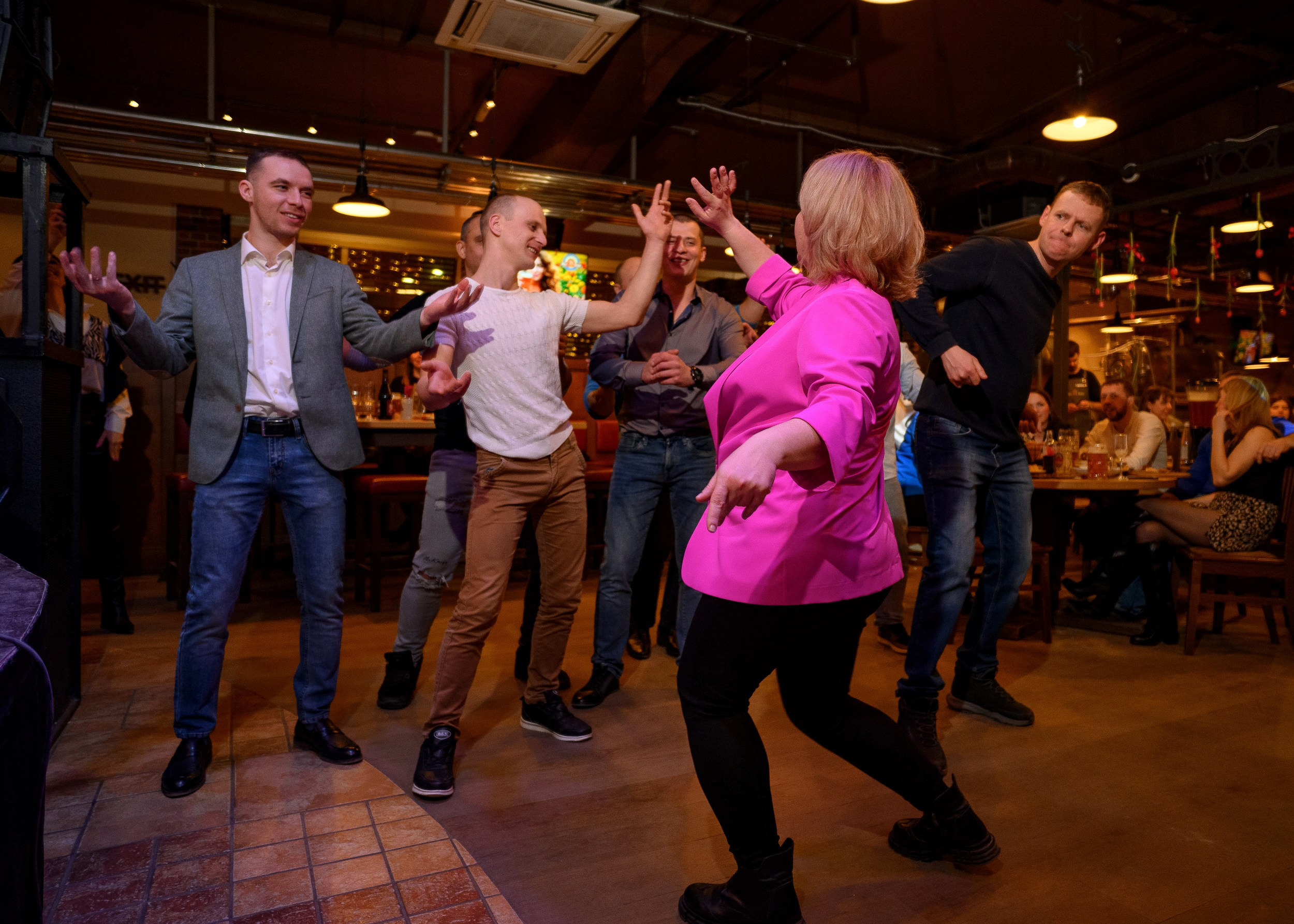 8Марта_МаксБрой. Фотограф Александр Данилов