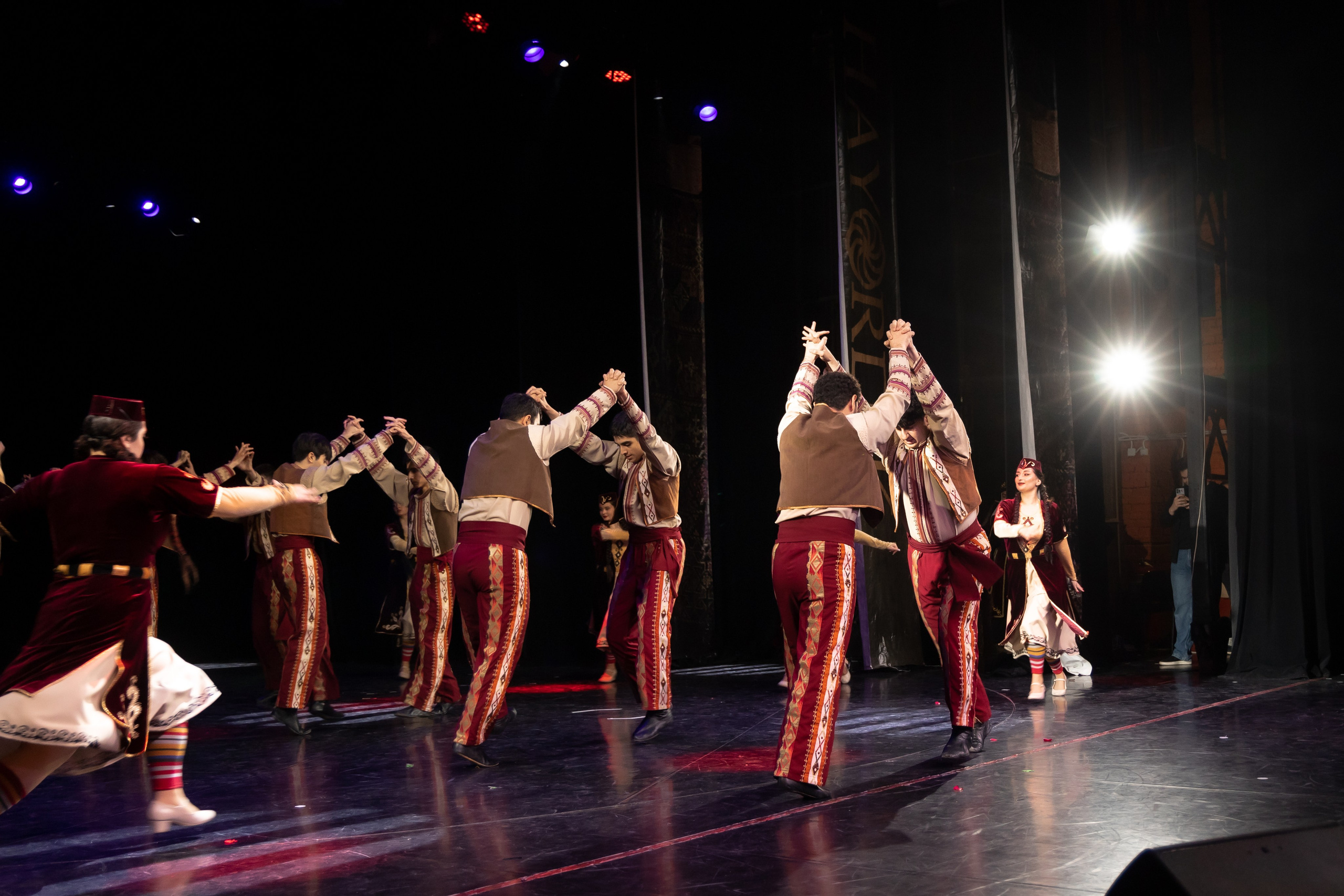 Концерт Hayordiq. Свадебный Фотограф в Москве Гор Магтагян