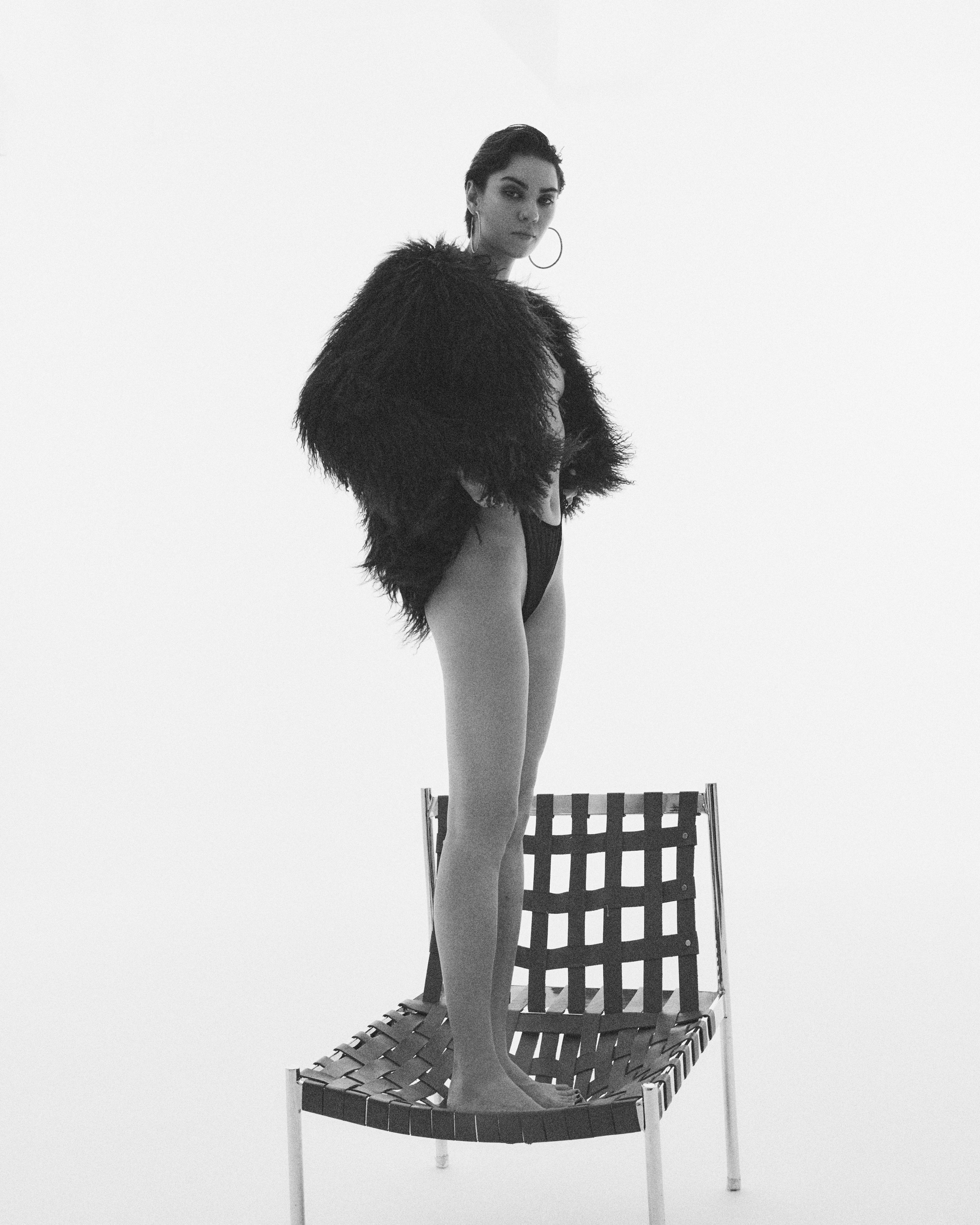 Регина. Z H U R A V L E V