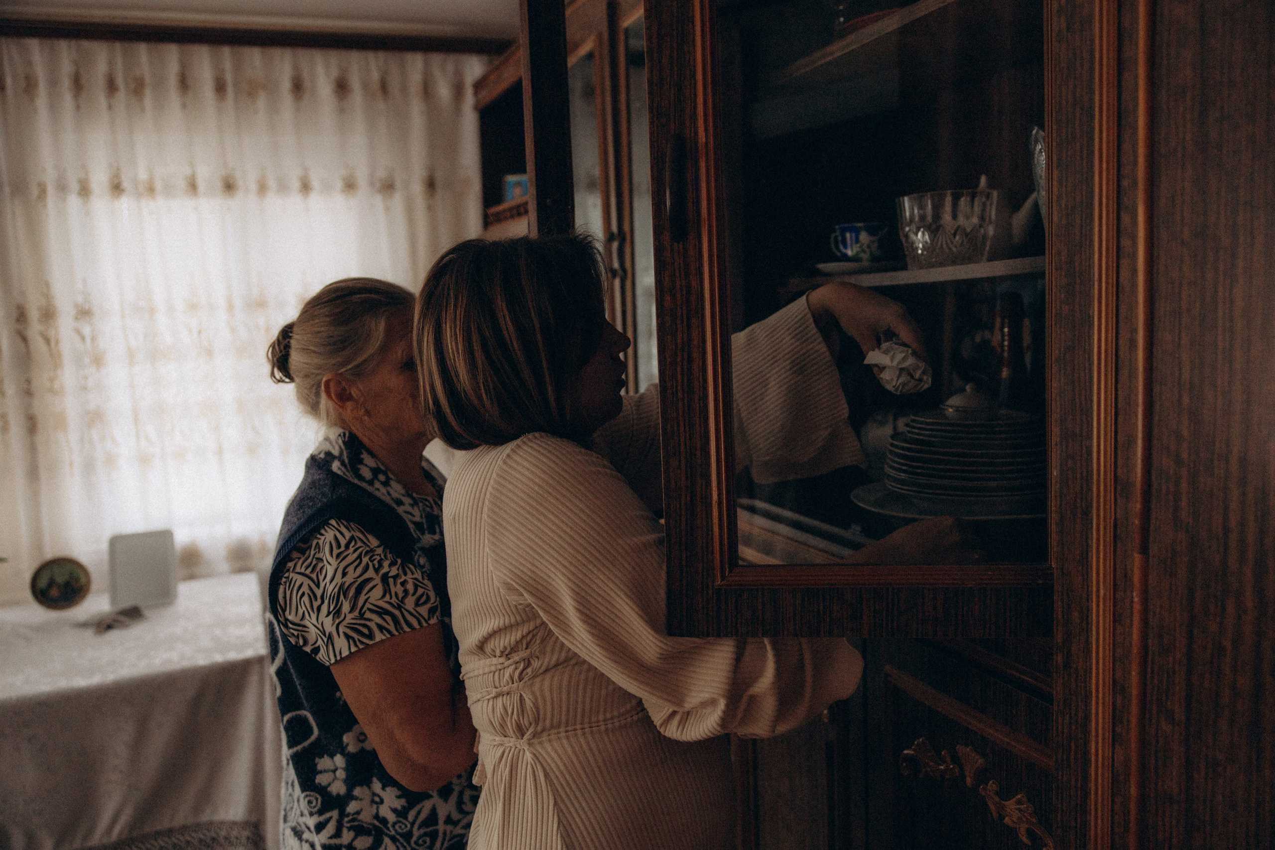 Аня и бабушка. Семейный фотограф Губкин/Старый Оскол