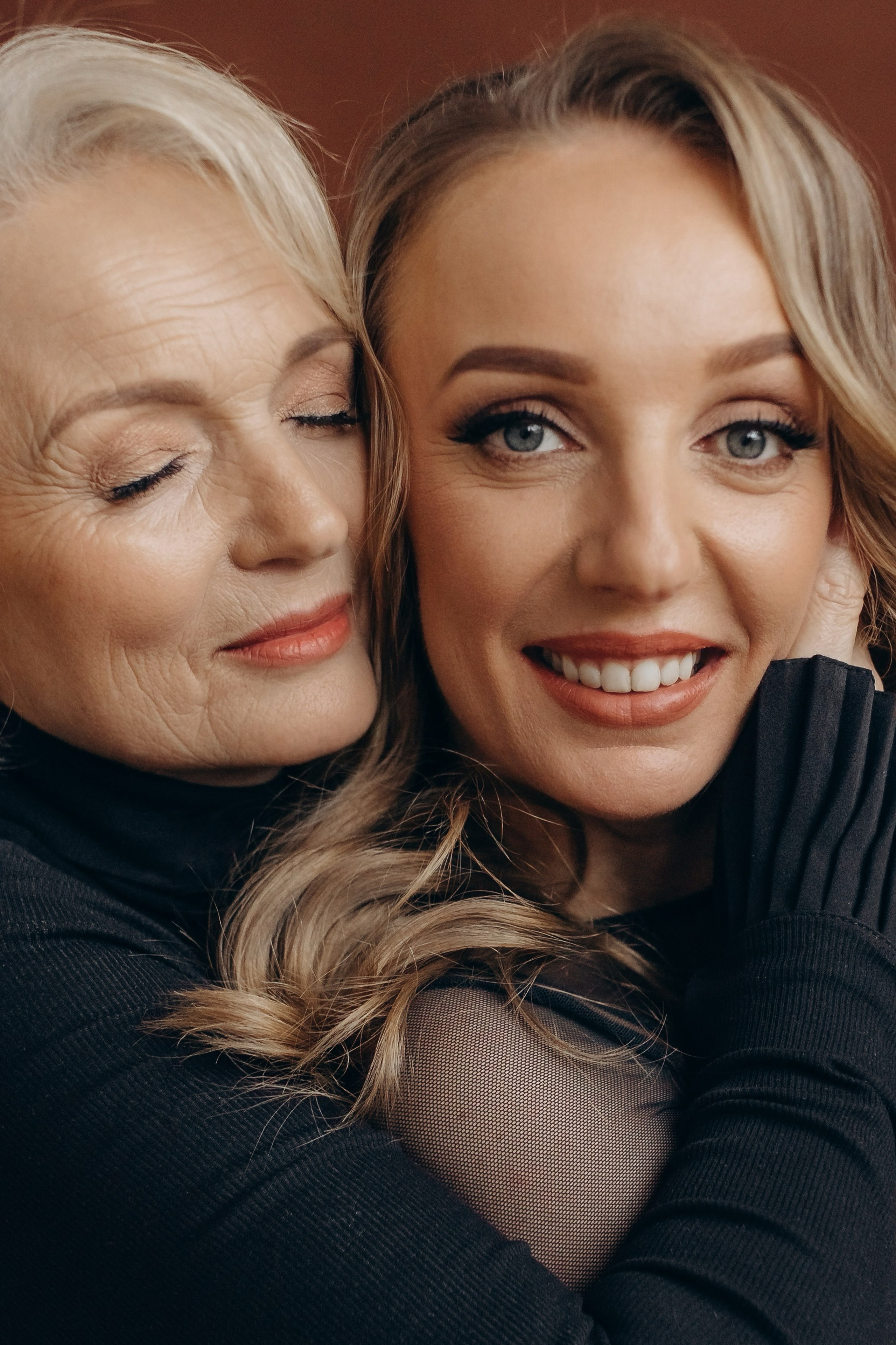 МАМА. Главная