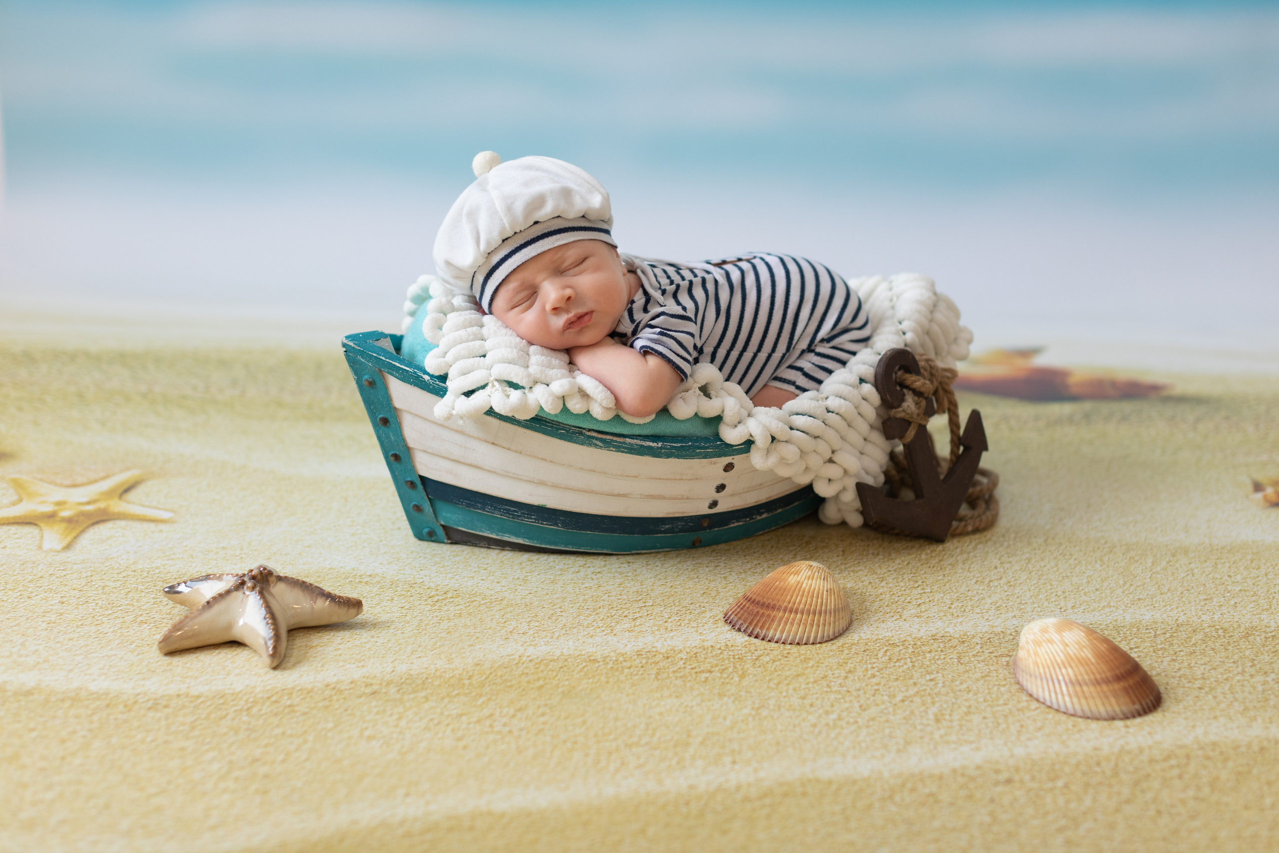 PH @bestmoments_newborn. Retoucher Aleksmokh