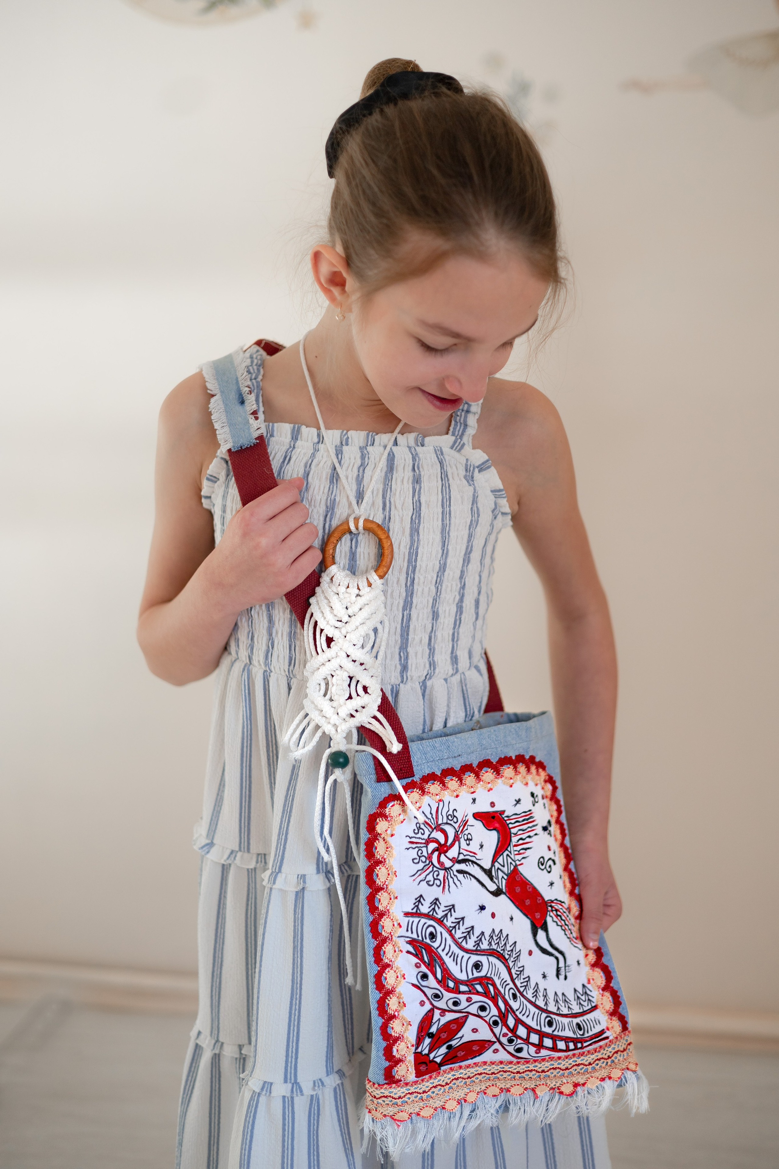 Сумка-шоппер с мезенской росписью во Владивостоке! Запись!. Школа для девочек во Владивостоке — Само Совершенство