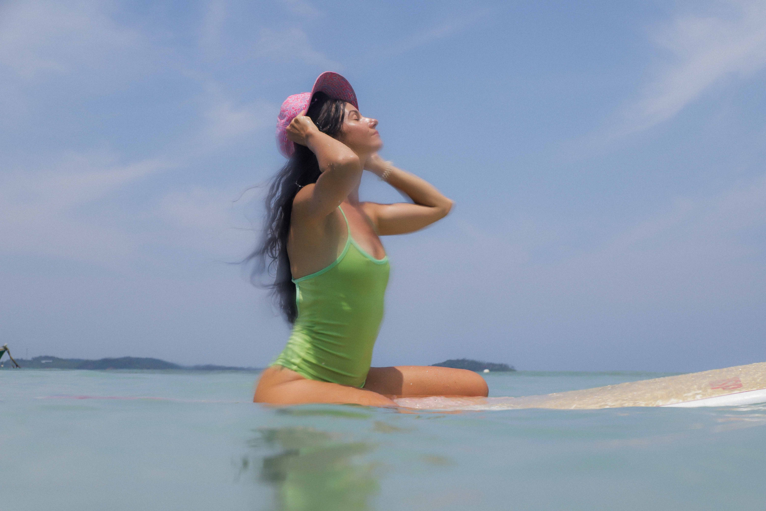 Съемка серфинга с воды в Велигаме | Девушка на рифе — атмосферные кадры. Фотограф на Шри-Ланке