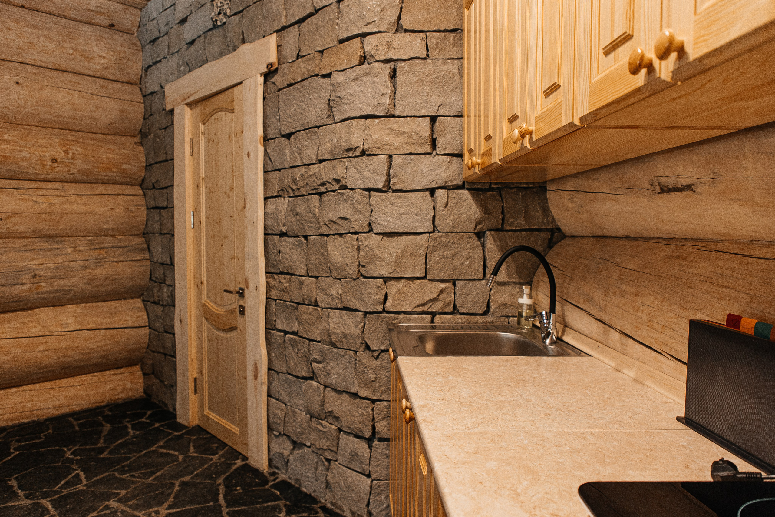 Камнево. Фотограф Денис Лесковский (Тюмень)