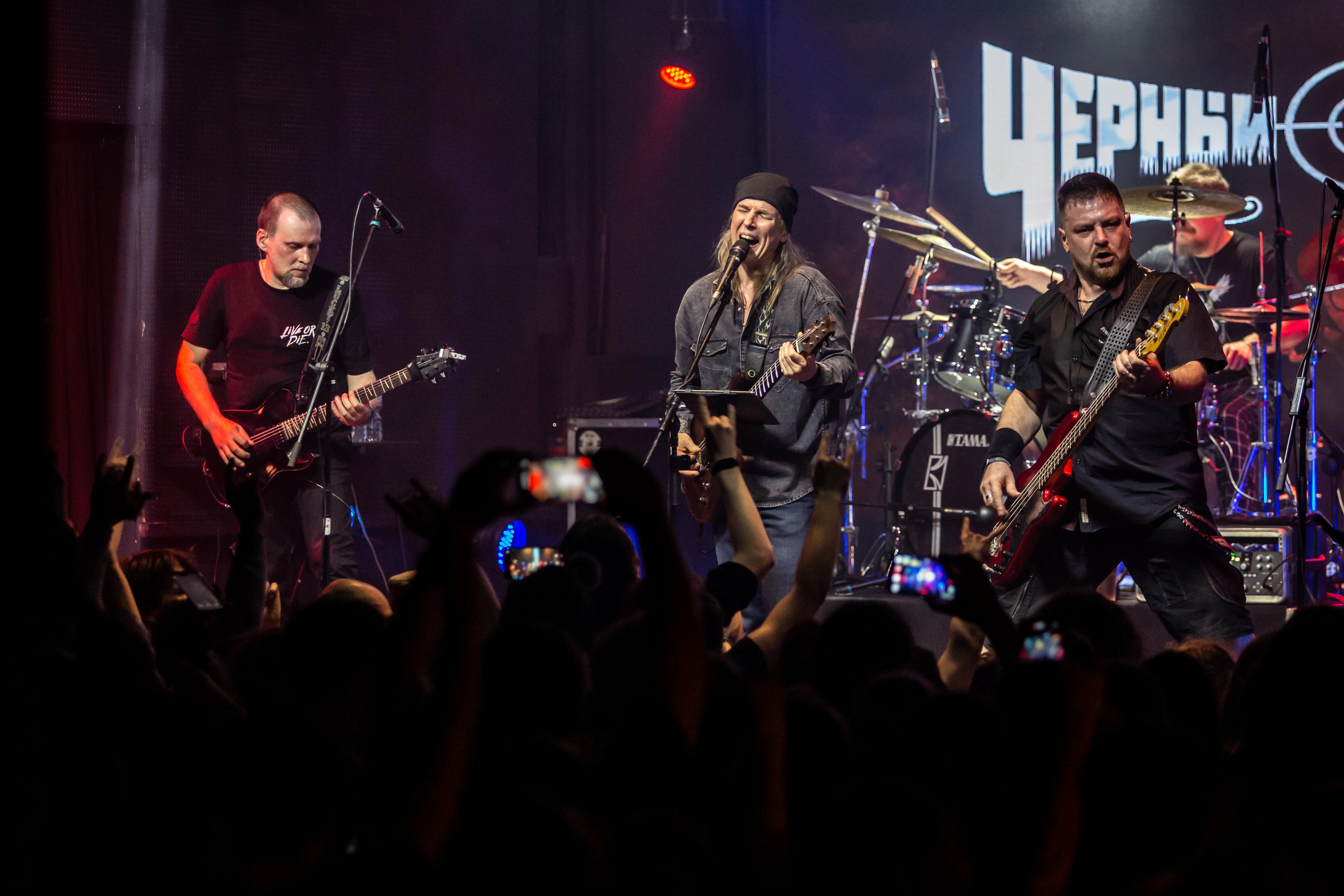 ЧЁРНЫЙ ОБЕЛИСК. Фотограф Сонкина Татьяна