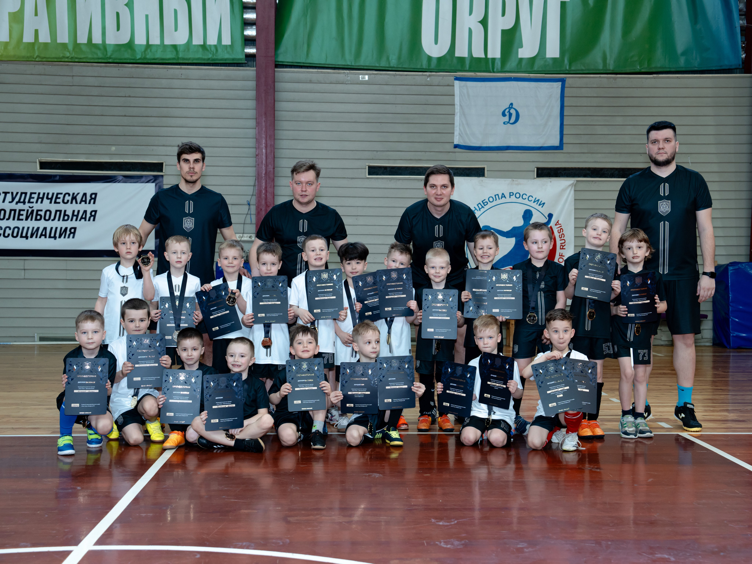 Тики-Така Противостояние 2025. Крамер Юлиана детский и семейный фотограф