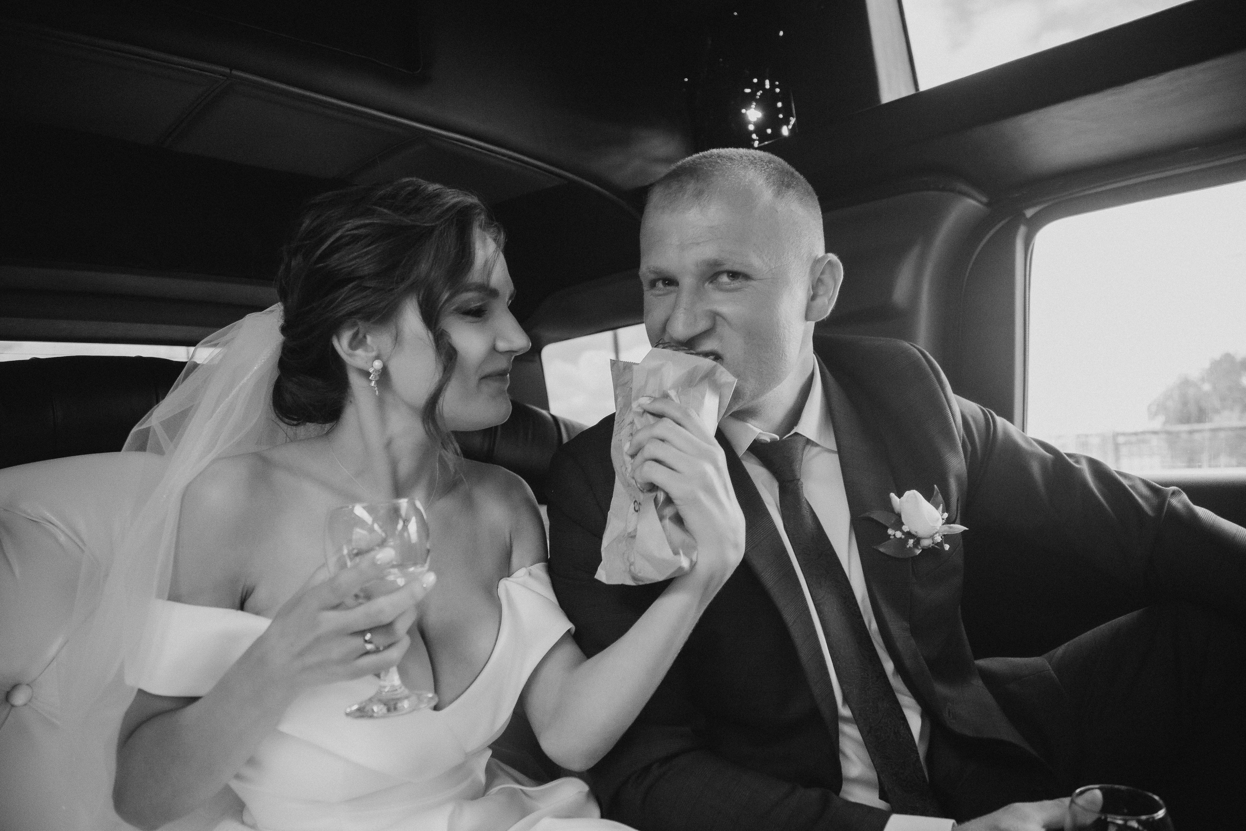 Пасмурно, гости, лимузин. Креативный и женский Фотограф Омске Наталья Лебедева