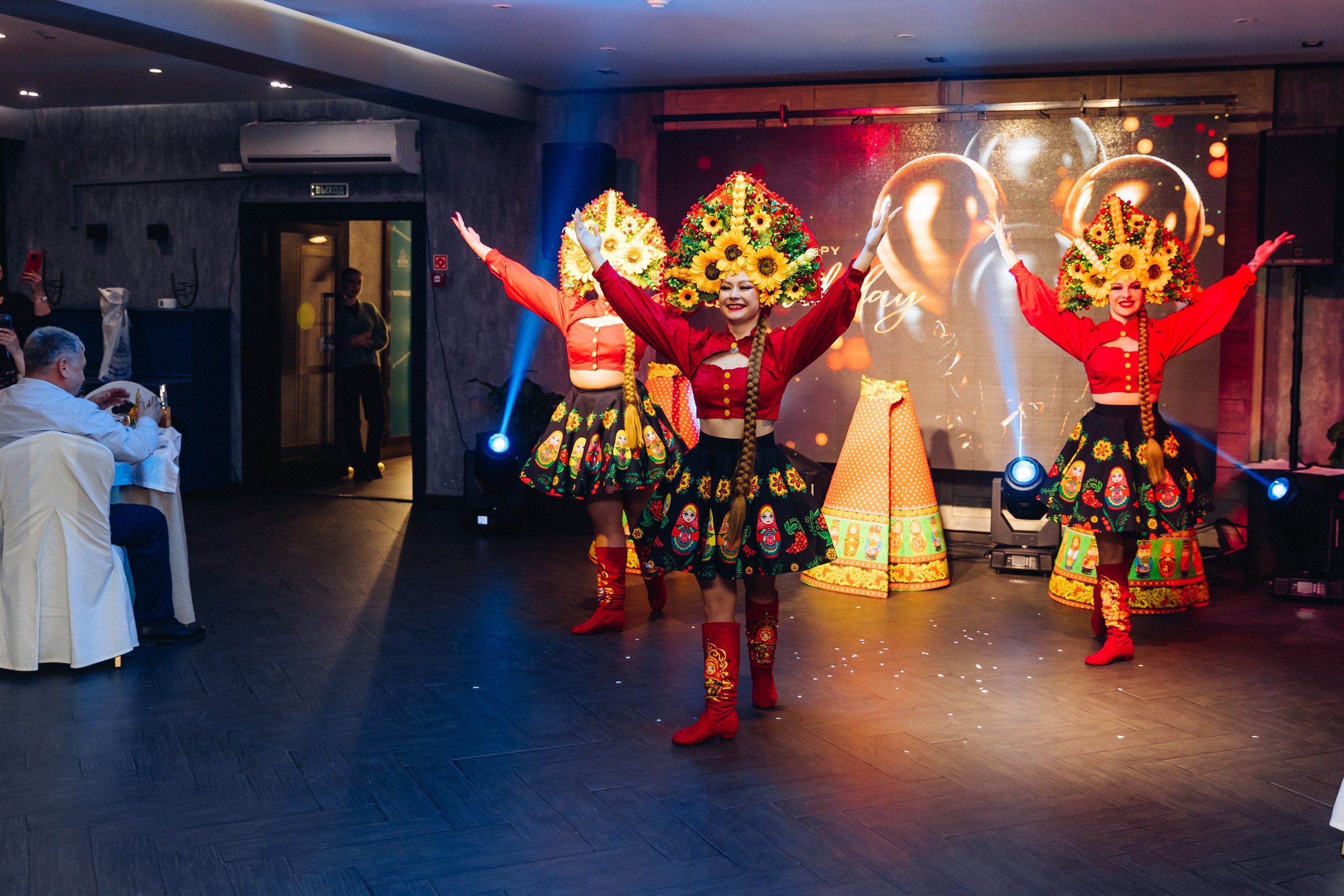 Юбилей в ресторане Вояж. Свадебный и семейный фотограф в Улан-Удэ