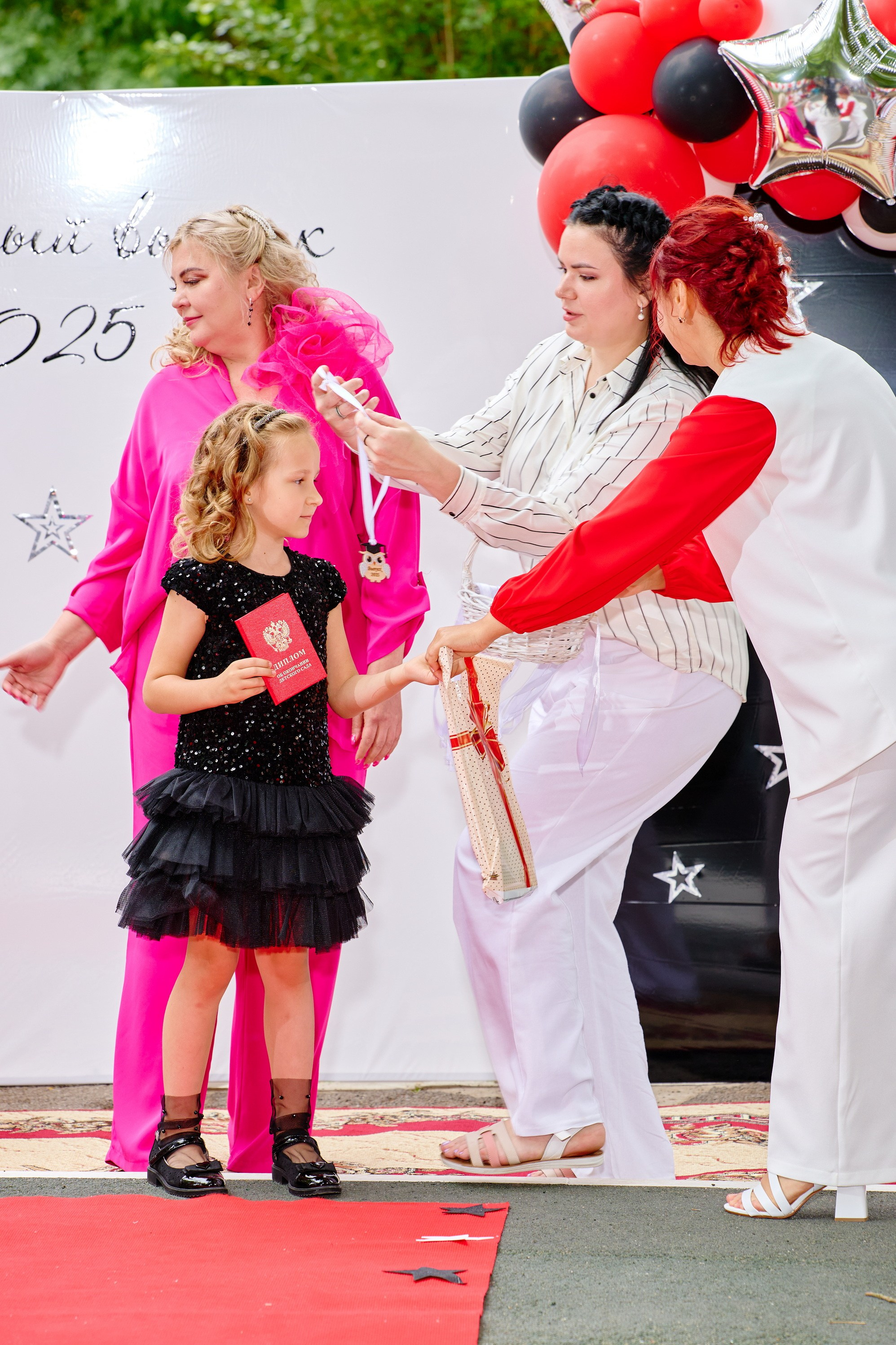 Выпускной 45 сад. Фотограф Выпускные альбомы Таганрог Сергей Коробченко