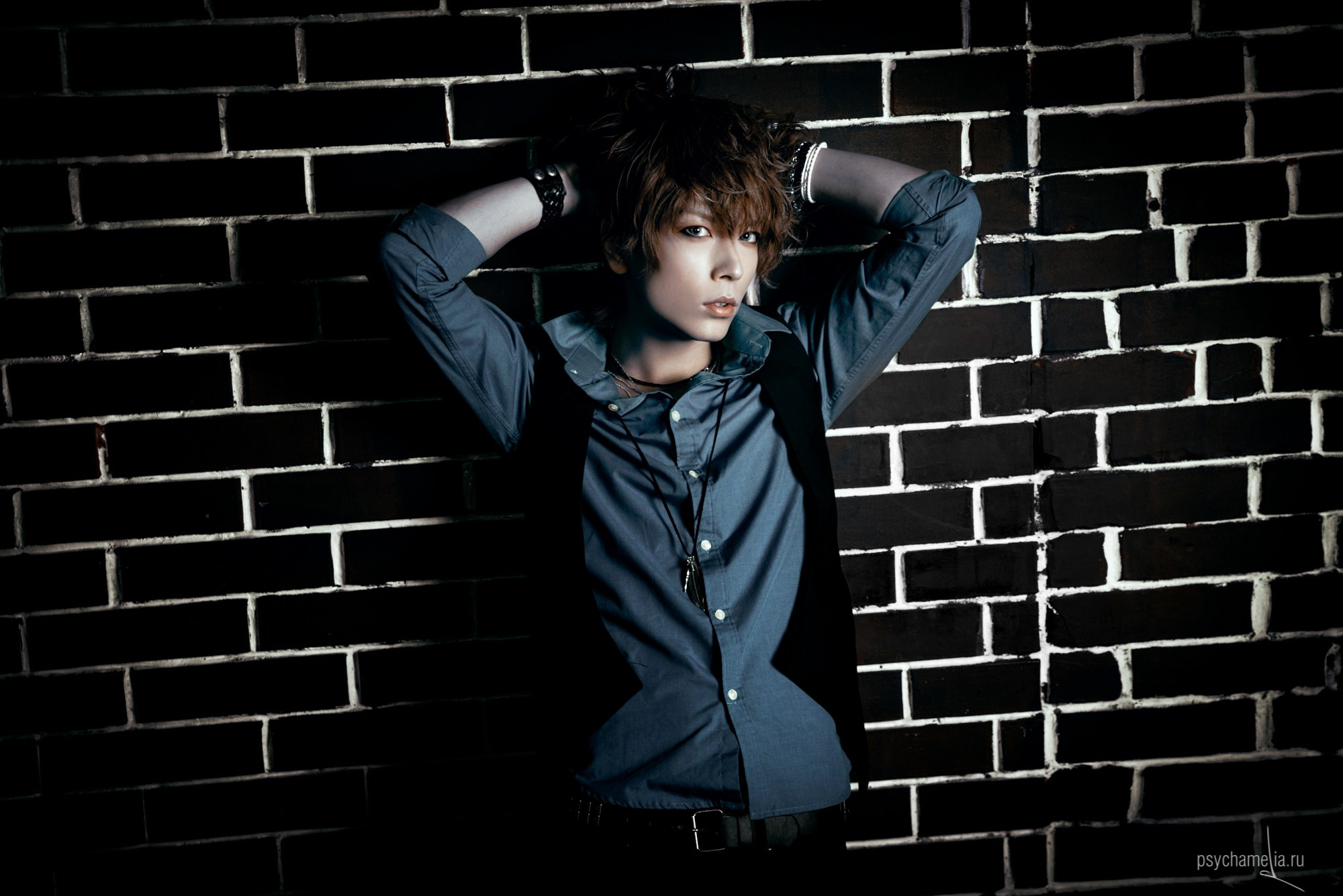 Studio and outdoors. Main