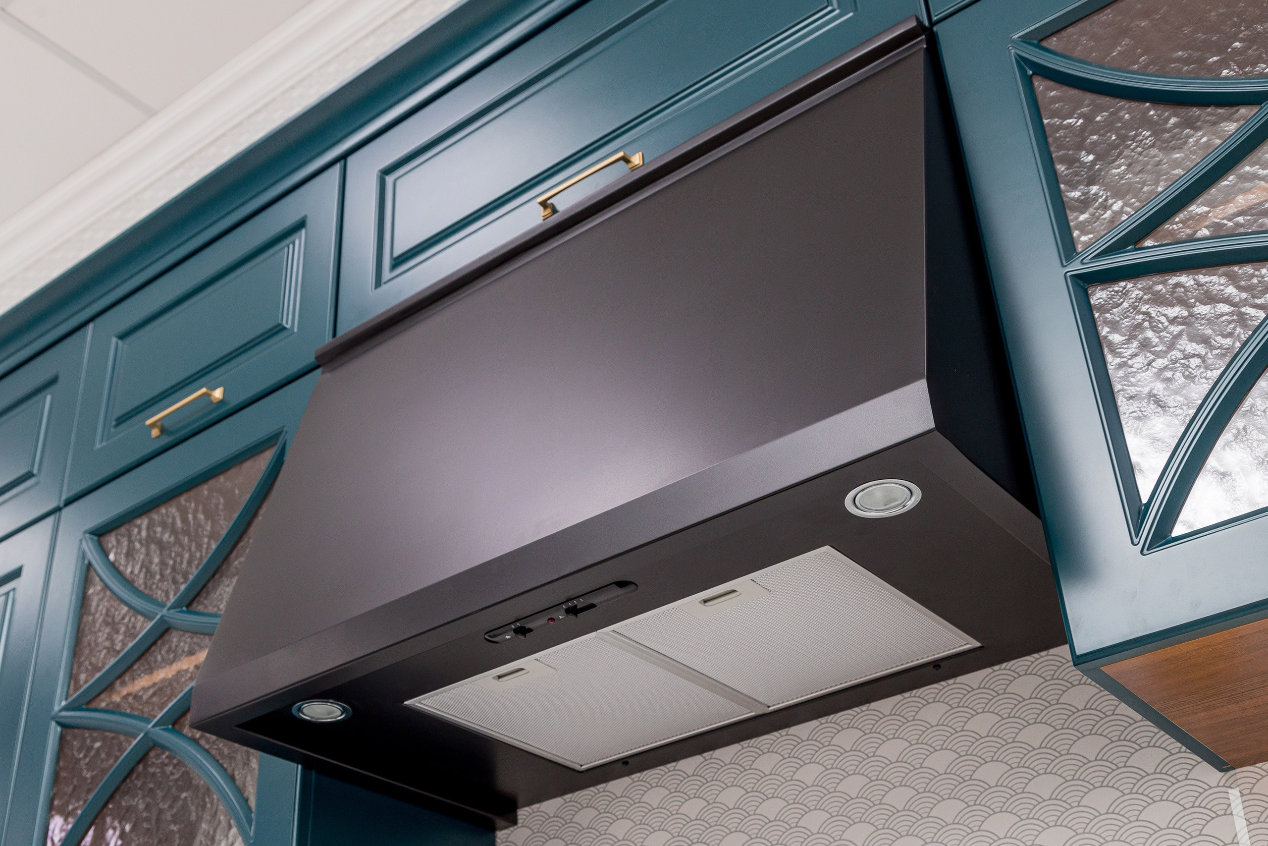 Kitchen salon. Interior photographer Vitalii in Portland and Vancouver