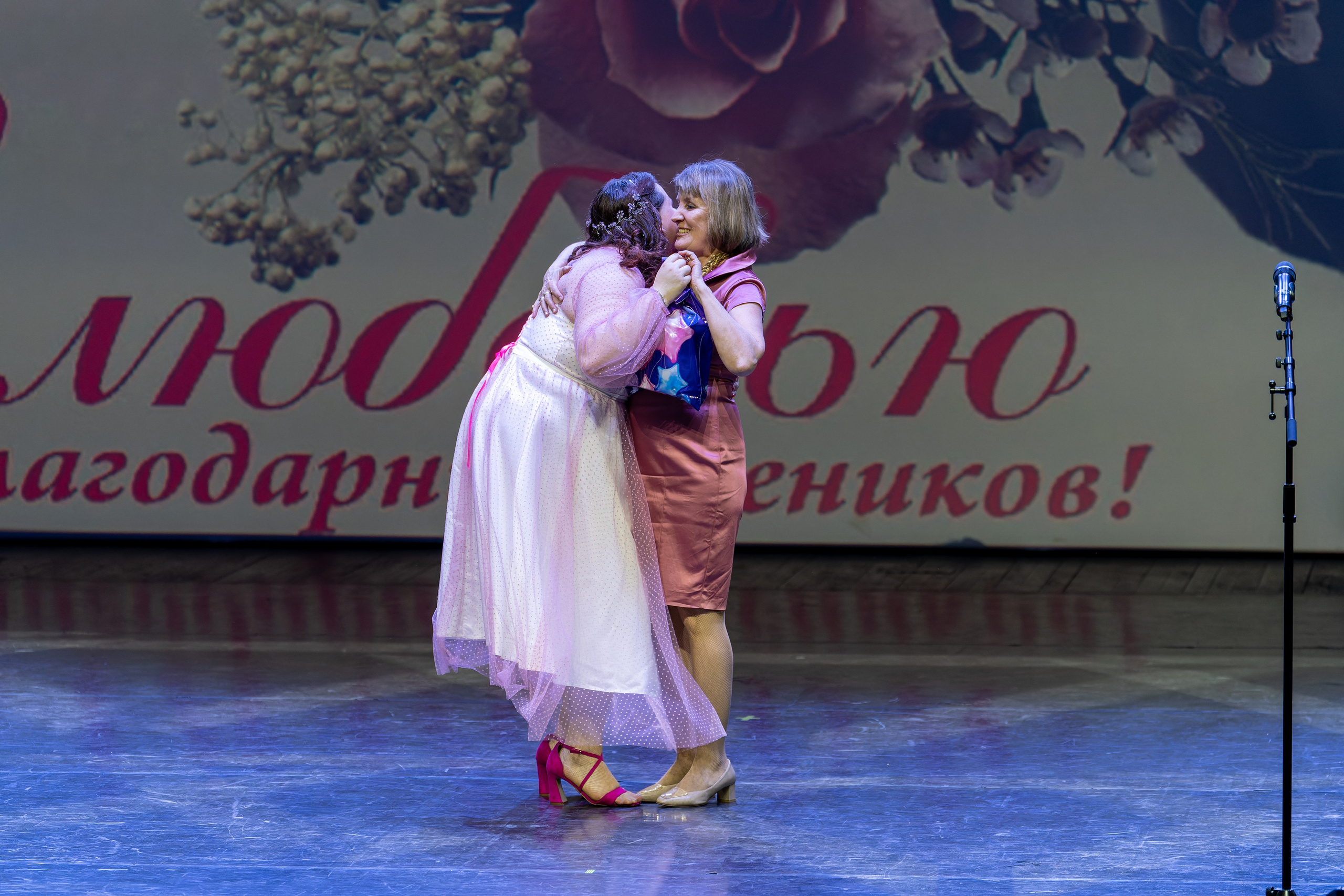 Съёмка на выпускной в школе 1155. «Студия DRONAVT`s» — видеосъёмка и фотография г. Москва