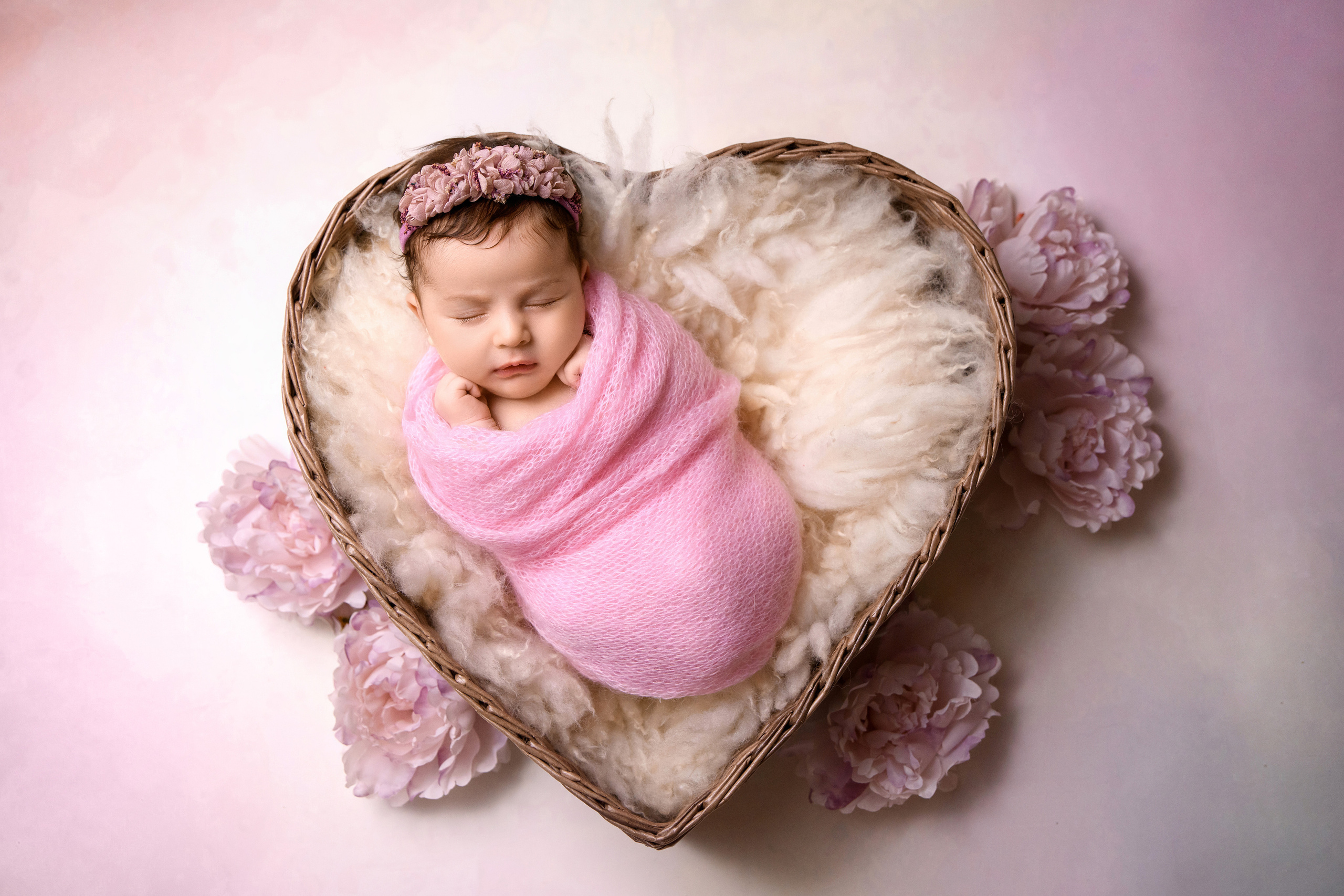 Новорожденные. Любовь Федоряева — фотограф в Симферополе и в Крыму