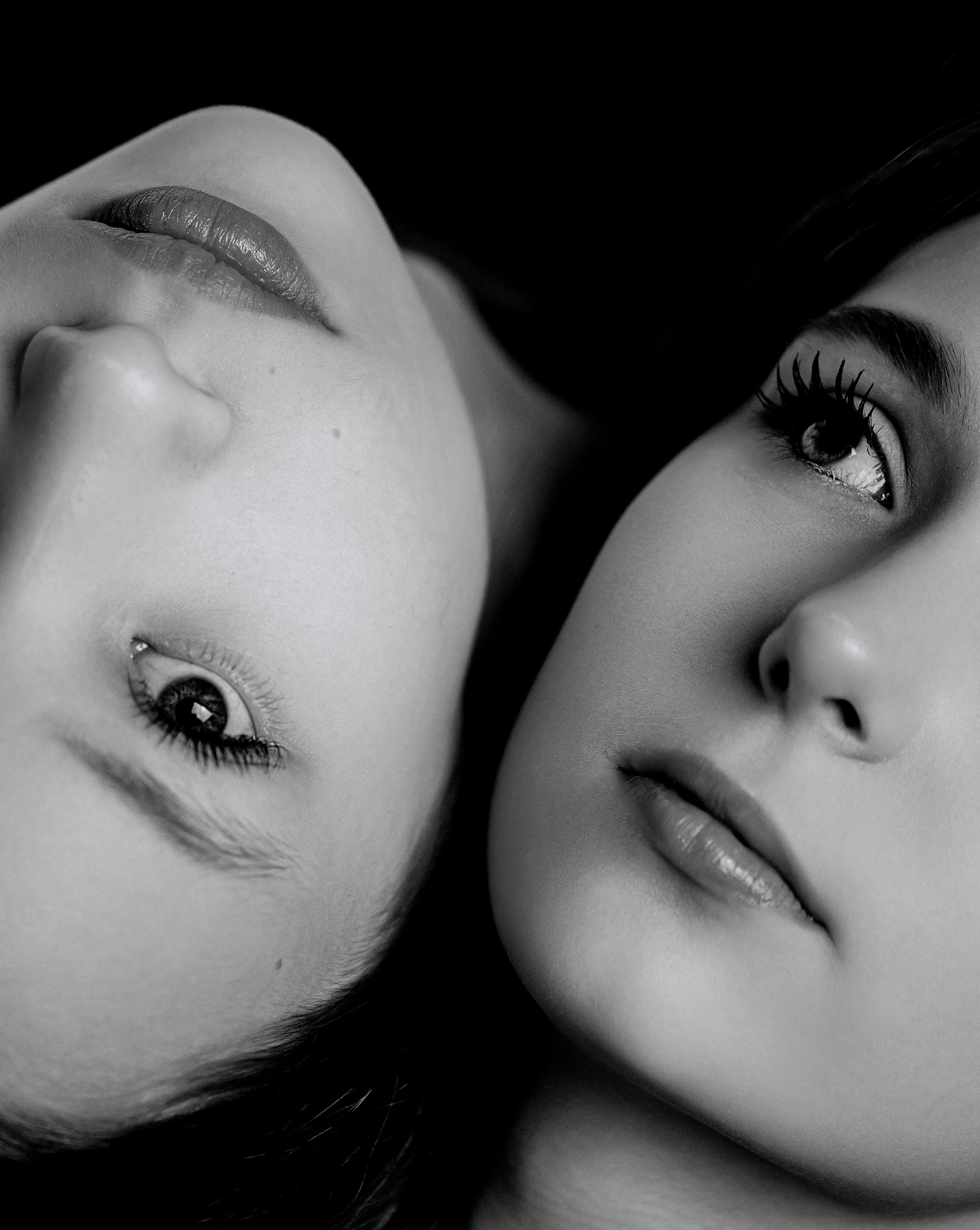 Черно-белая съемка для Аделины и Яны. Фотограф Регина Барская, Калуга