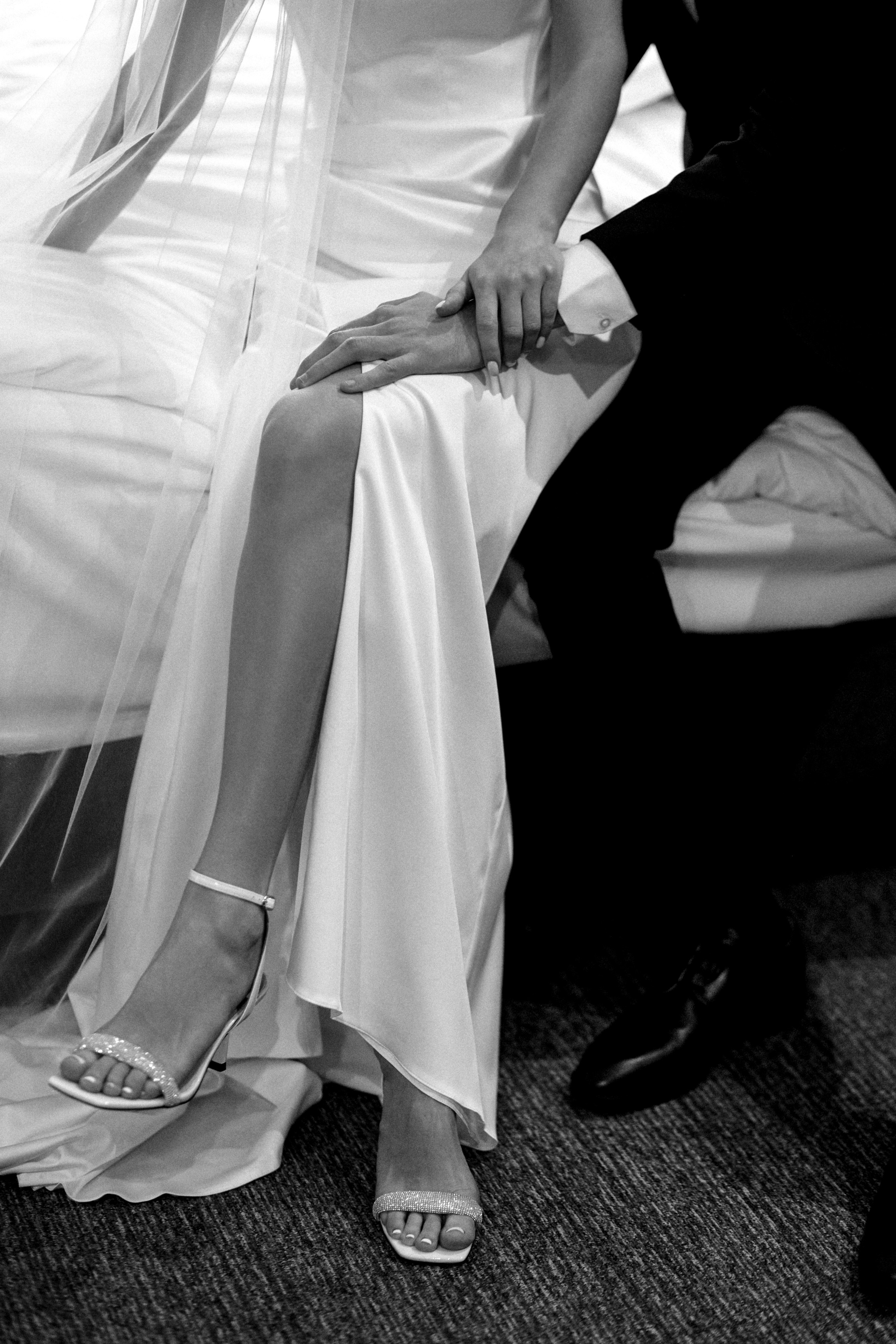 Выездная свадебная фотосессия. Сестры Карабаза. Фотографы и ретушеры в Москве и Санкт-Петербурге