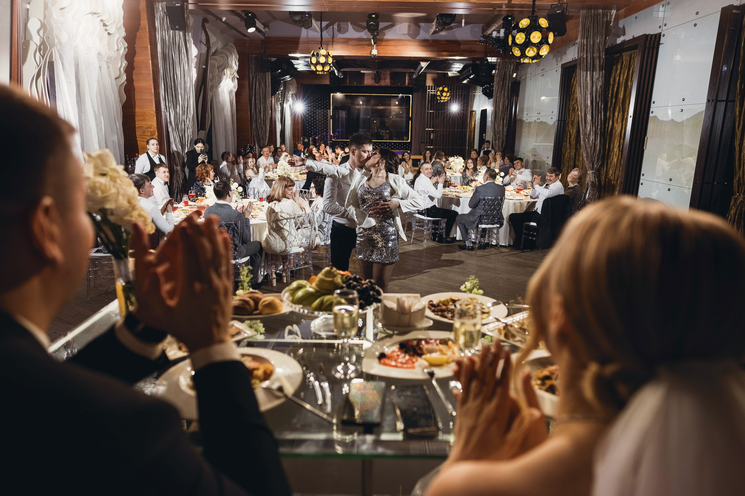 Ян и Екатерина (Дали Хол). Свадебный и семейный фотограф в городе Сургуте Стерликова Светлана