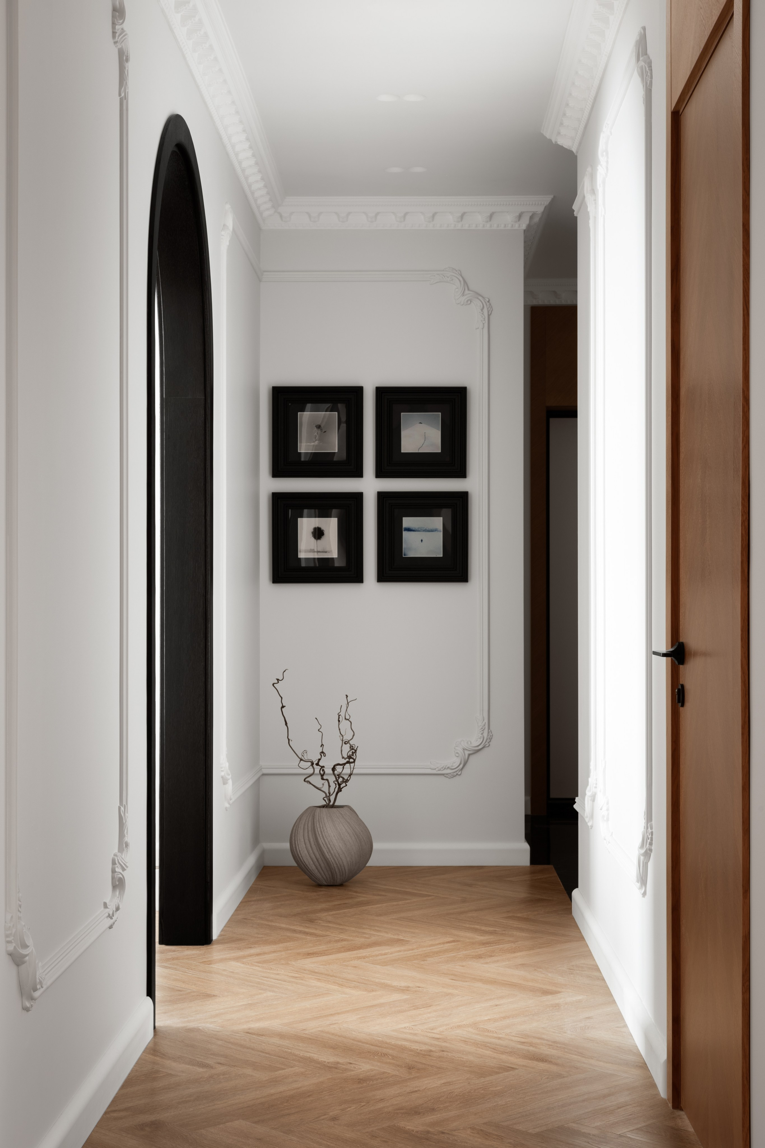 Динара Абикенова — Capital Park Light. Roman Yakunin — interior photographer in Almaty, Kazakhstan