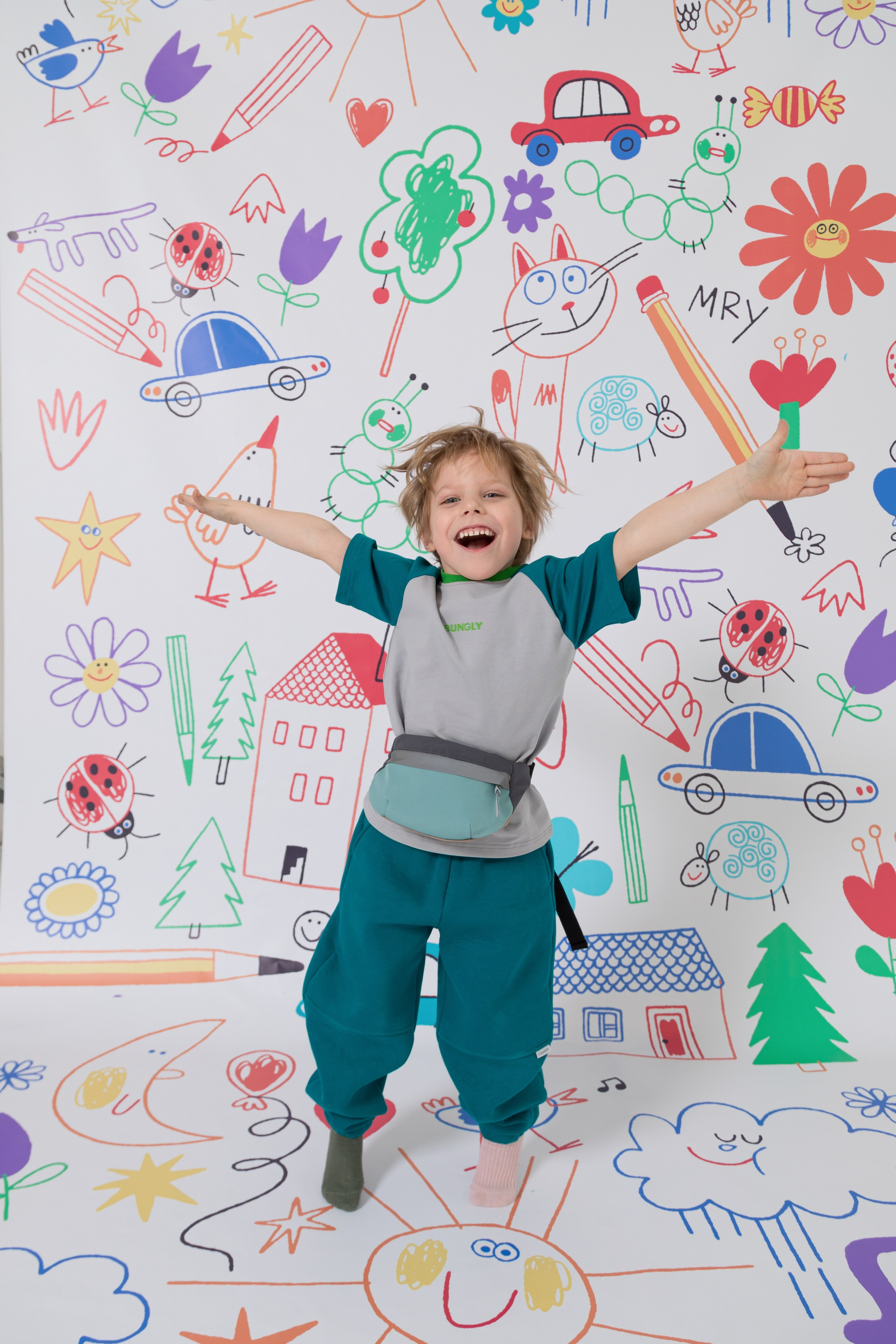 Имиджевая и каталожная съёмка для бренда детских пазлов. Детский и контент фотограф Надя Волкова Санкт-Петербург