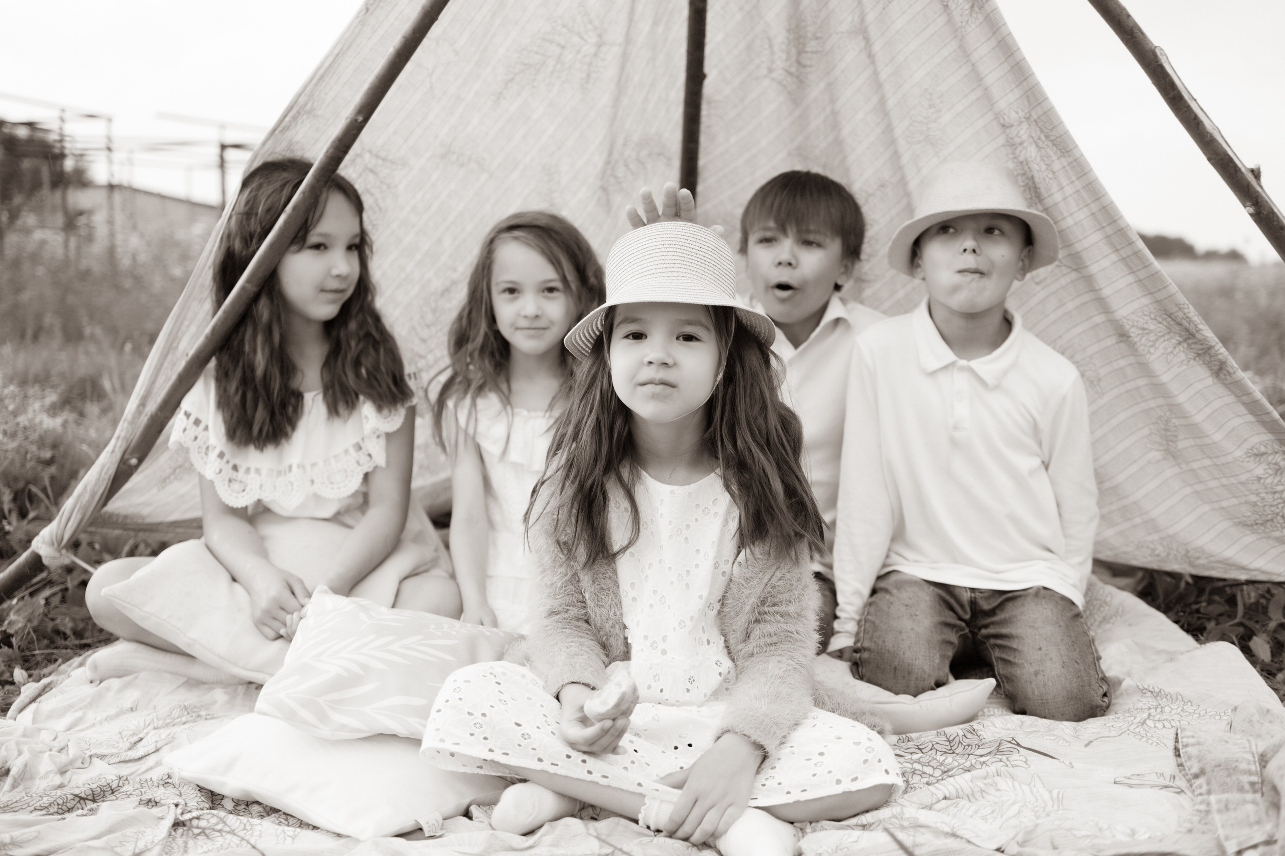 Чаепитие под тучками. Ваш фотограф