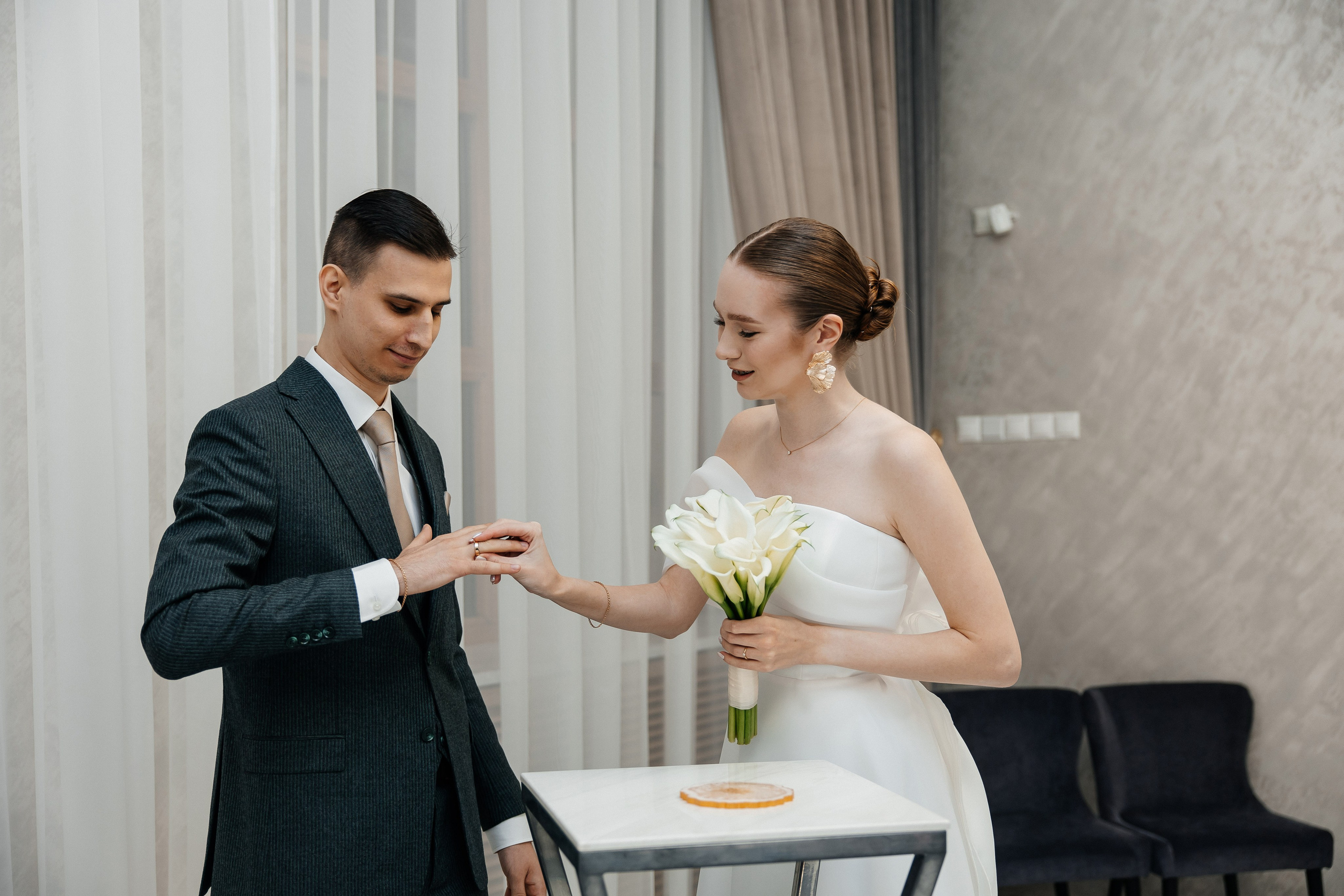 Фотограф на свадьбу для двоих. Фотограф, видеограф на свадьбу в Москве Никита Назаров