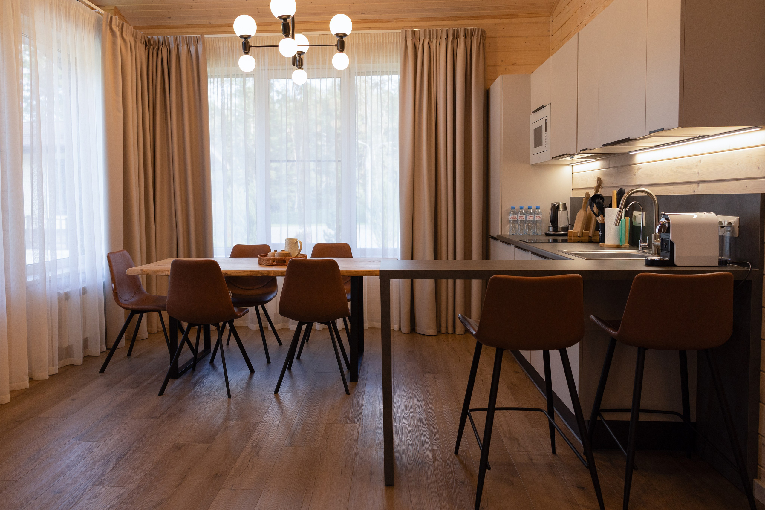 Фото для соцсетей и сайта базы отдыха «Лесная Ривьера». Фотограф в Санкт-Петербурге Вагнер Юлия