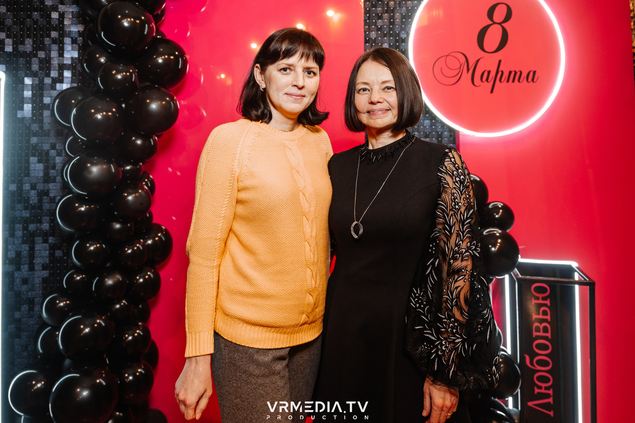 Международный женский день в ресторане «Лазурный берег»