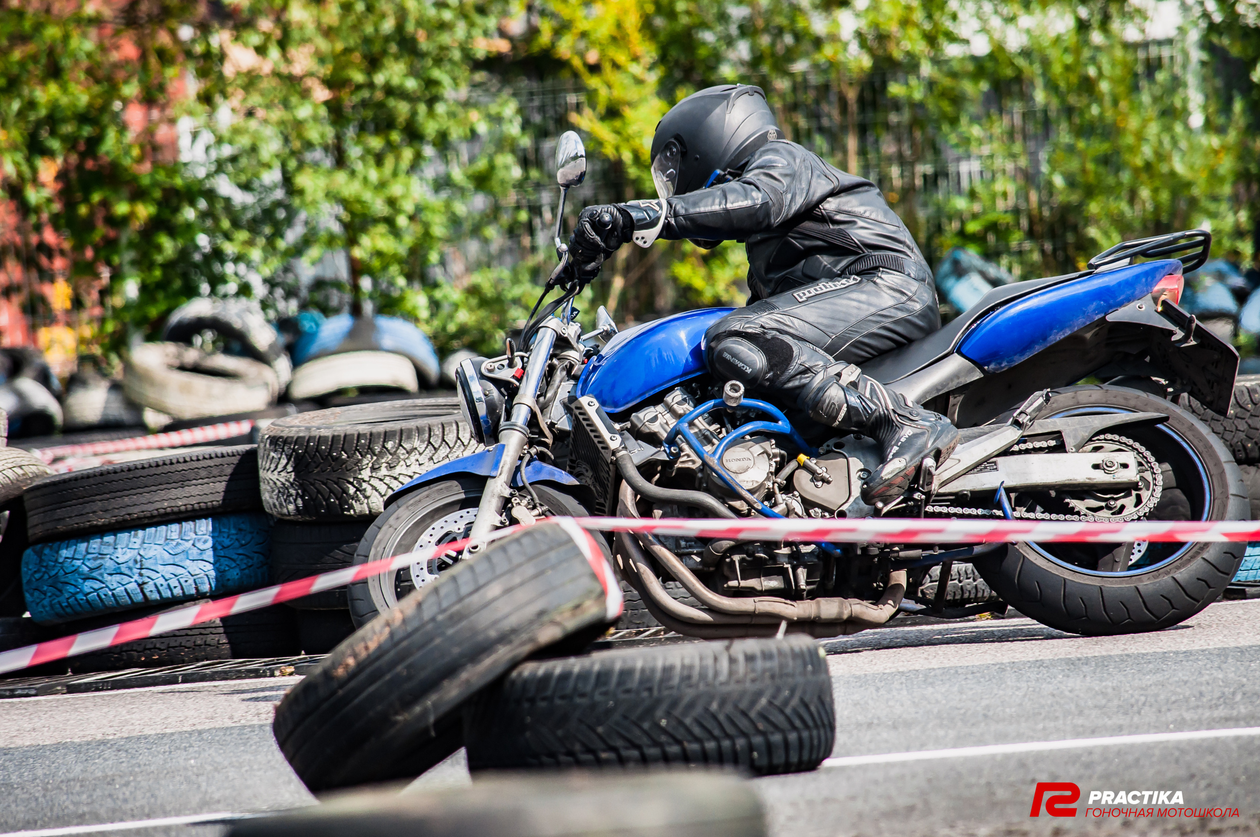 Соревнования гоночной мотошколы PRACTIKA. Мотофотограф в Санкт-Петербурге Мария Скурская