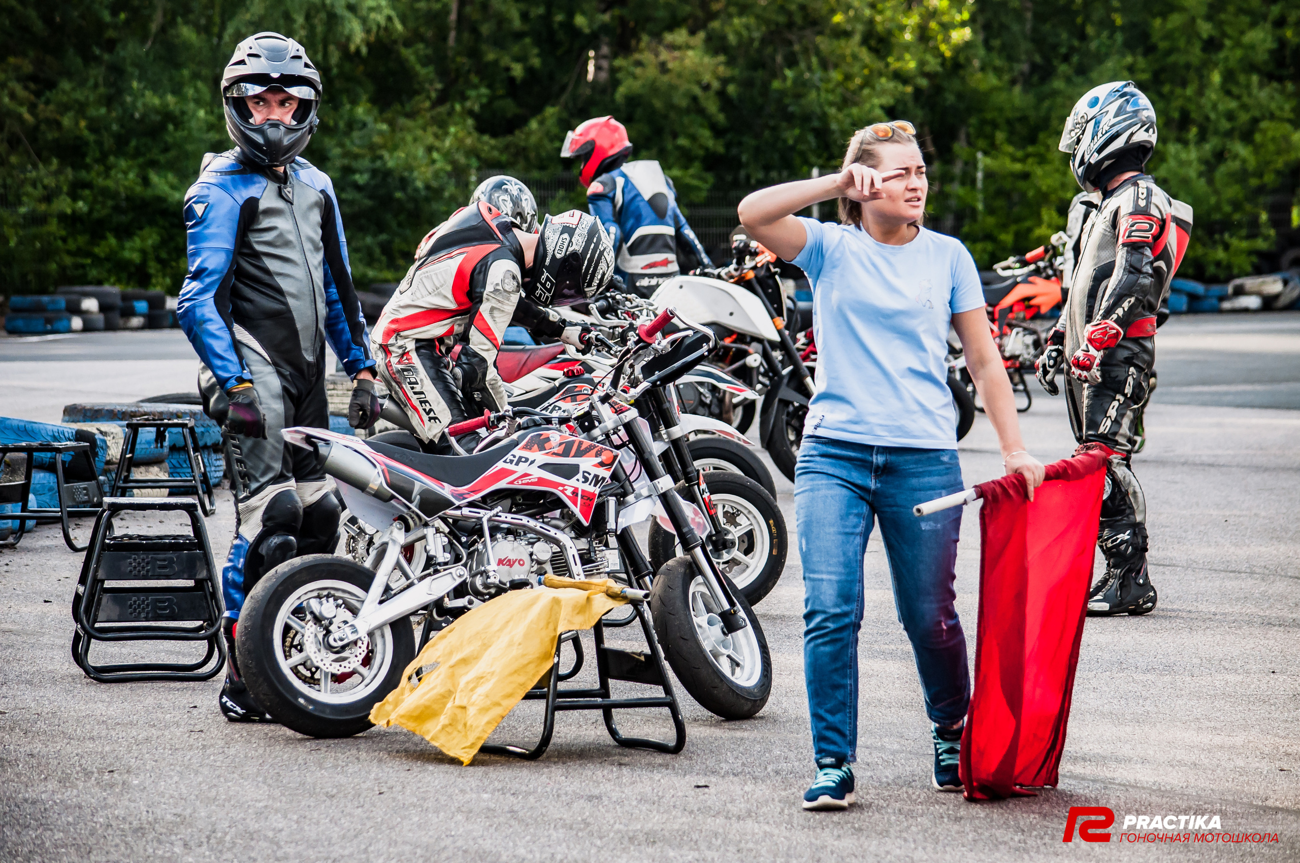 Соревнования гоночной мотошколы PRACTIKA. Мотофотограф в Санкт-Петербурге Мария Скурская