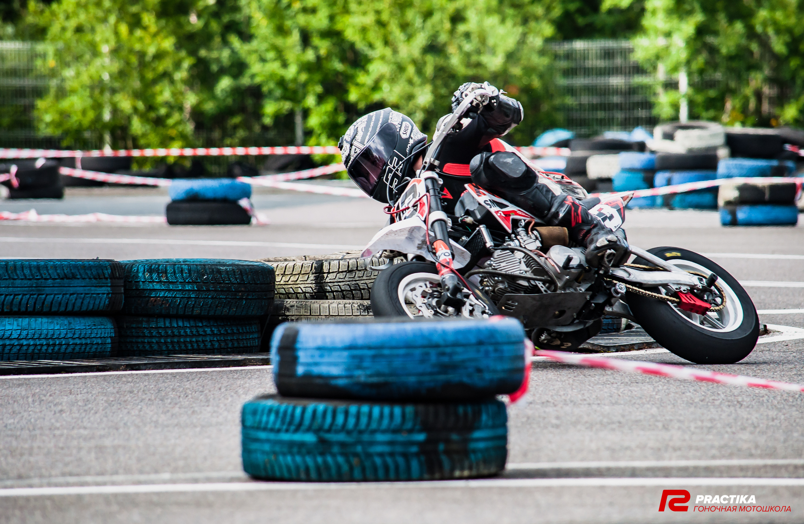 Соревнования гоночной мотошколы PRACTIKA. Мотофотограф в Санкт-Петербурге Мария Скурская