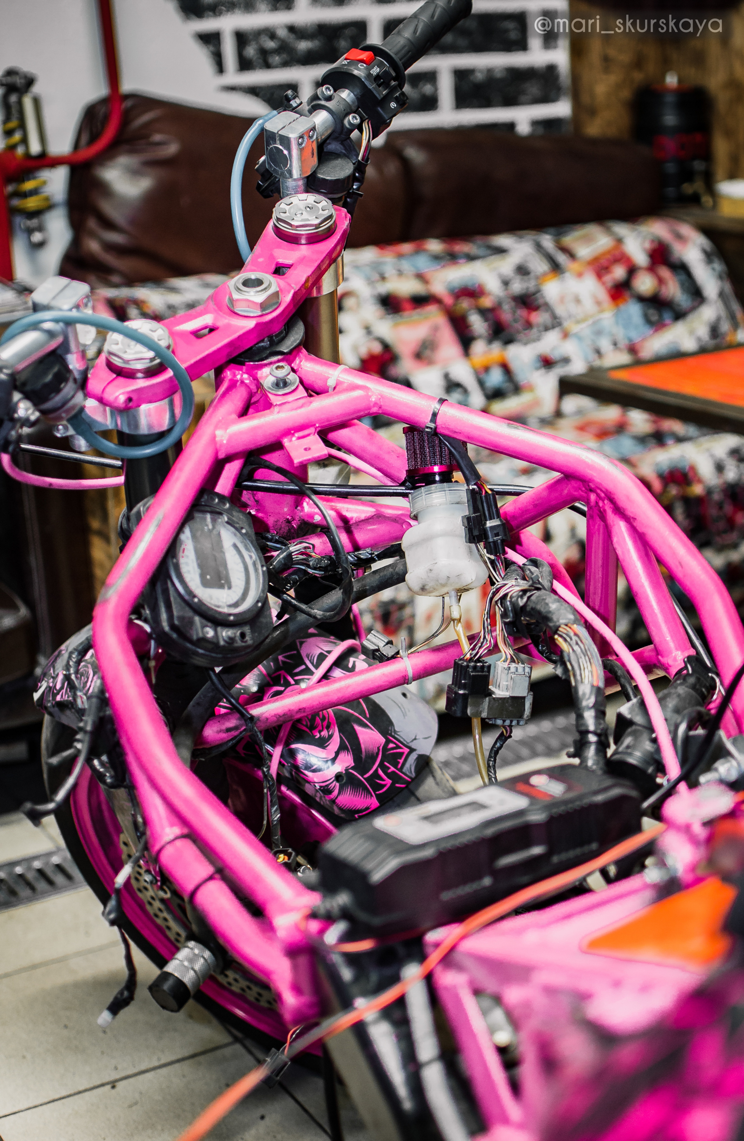 Мотосервис. Мотофотограф в Санкт-Петербурге Мария Скурская