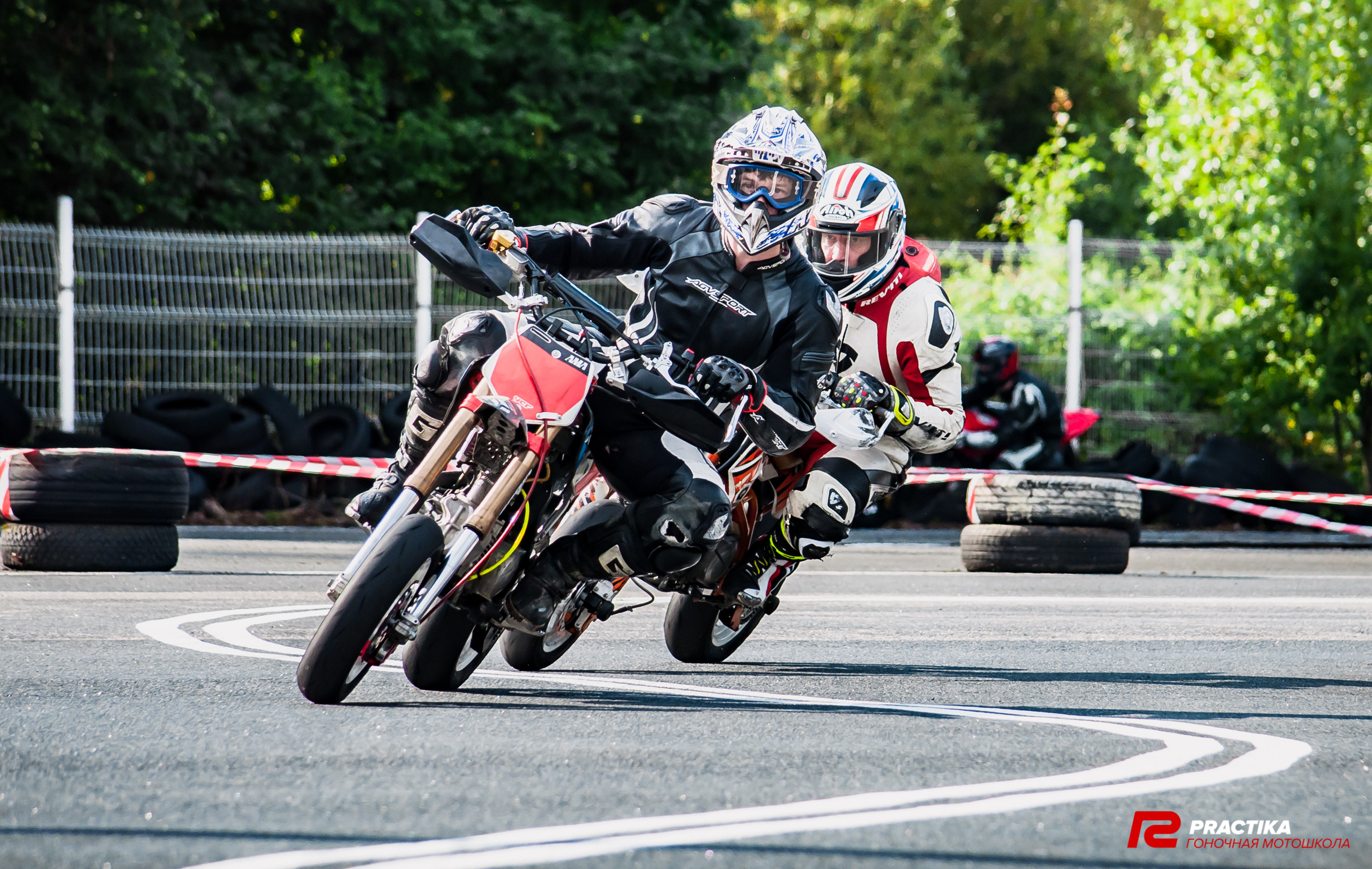 Соревнования гоночной мотошколы PRACTIKA. Мотофотограф в Санкт-Петербурге Мария Скурская