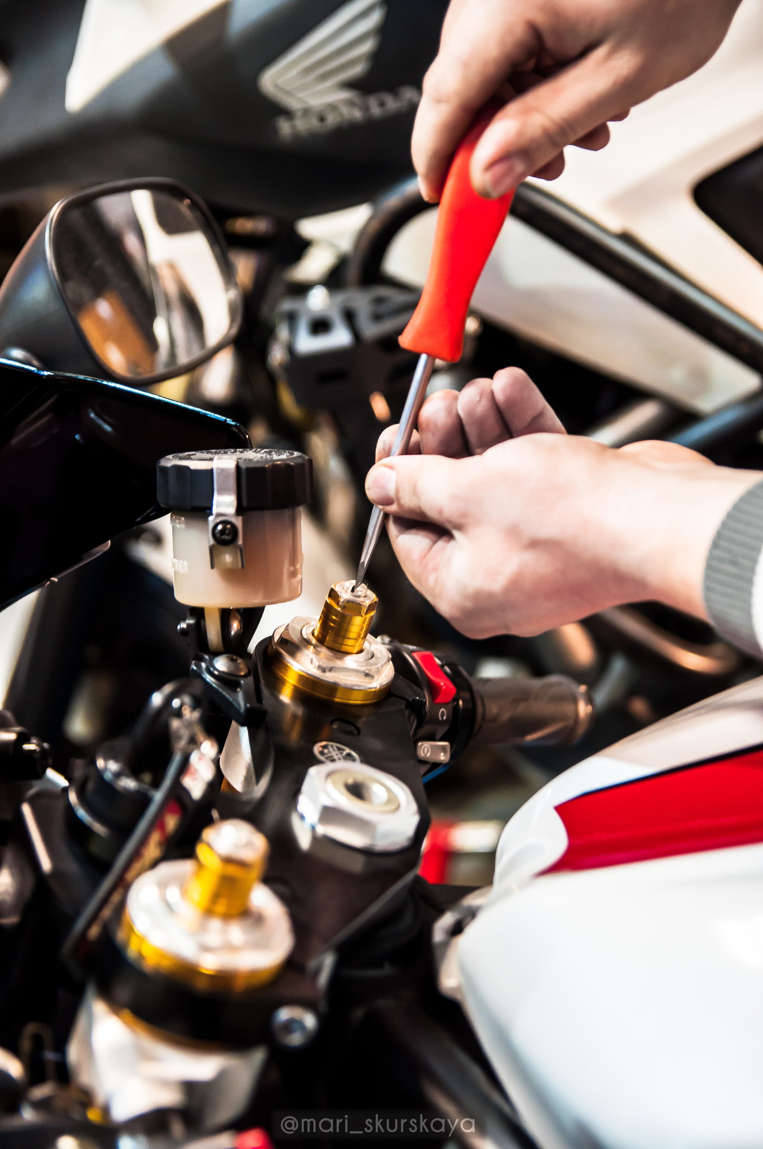 Мотосервис. Мотофотограф в Санкт-Петербурге Мария Скурская