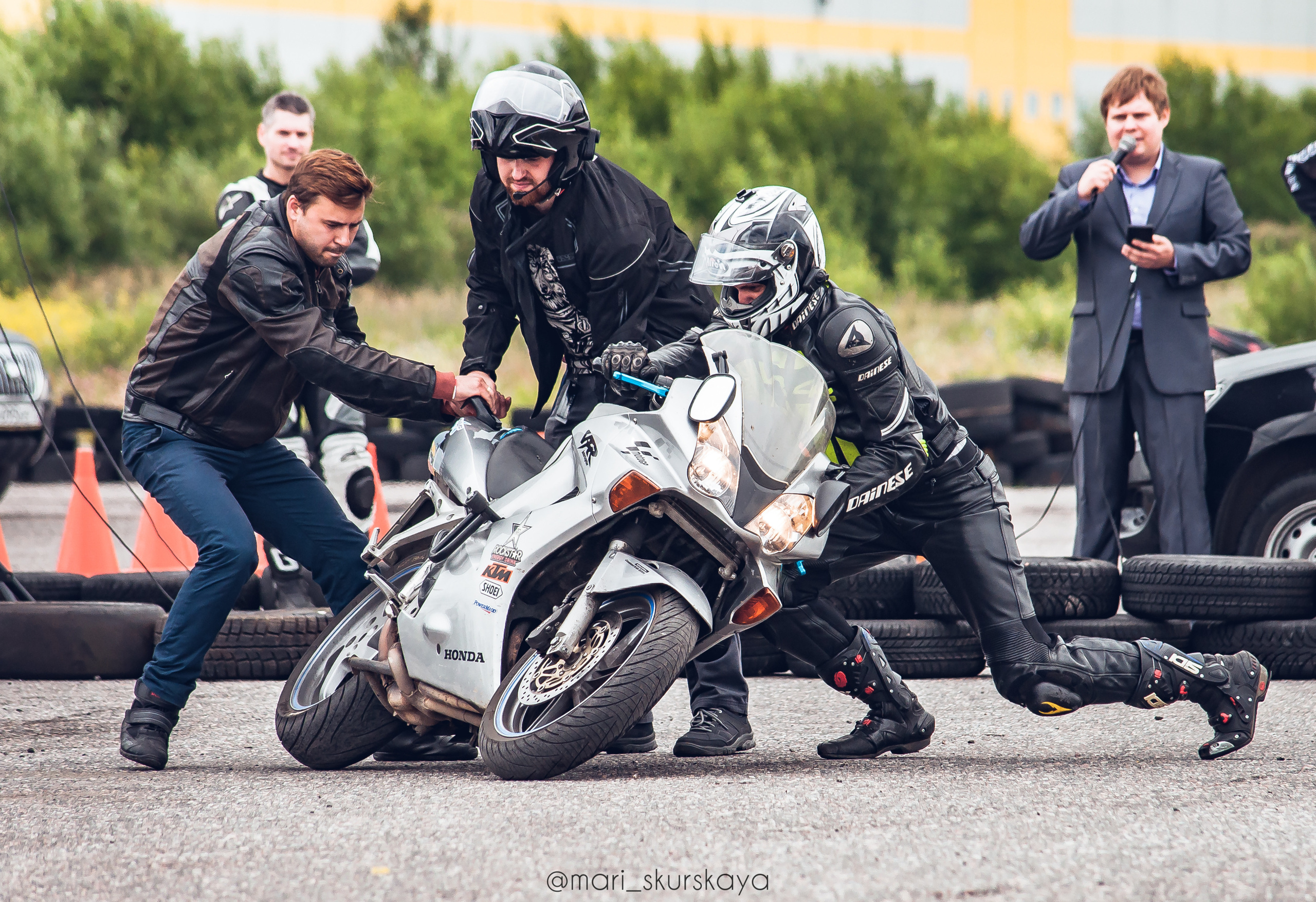 Соревнования по Мотоджимхане — 2019 Чемпионат СПб I этап. Мотофотограф в Санкт-Петербурге Мария Скурская