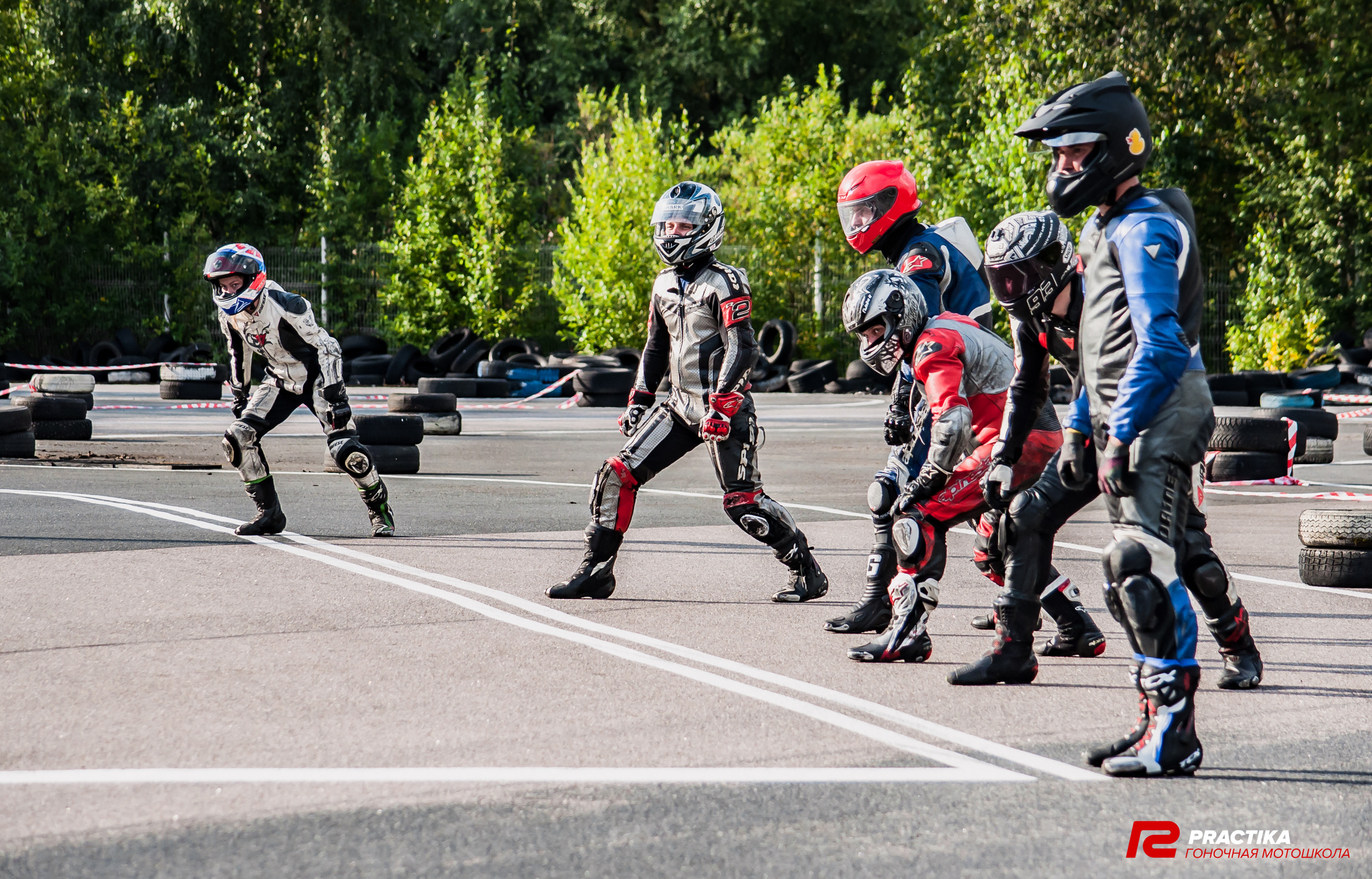Соревнования гоночной мотошколы PRACTIKA. Мотофотограф в Санкт-Петербурге Мария Скурская