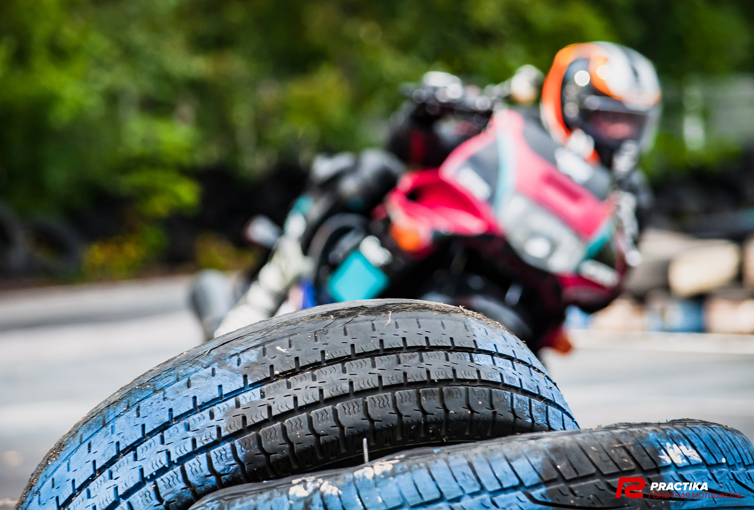 Соревнования гоночной мотошколы PRACTIKA. Мотофотограф в Санкт-Петербурге Мария Скурская