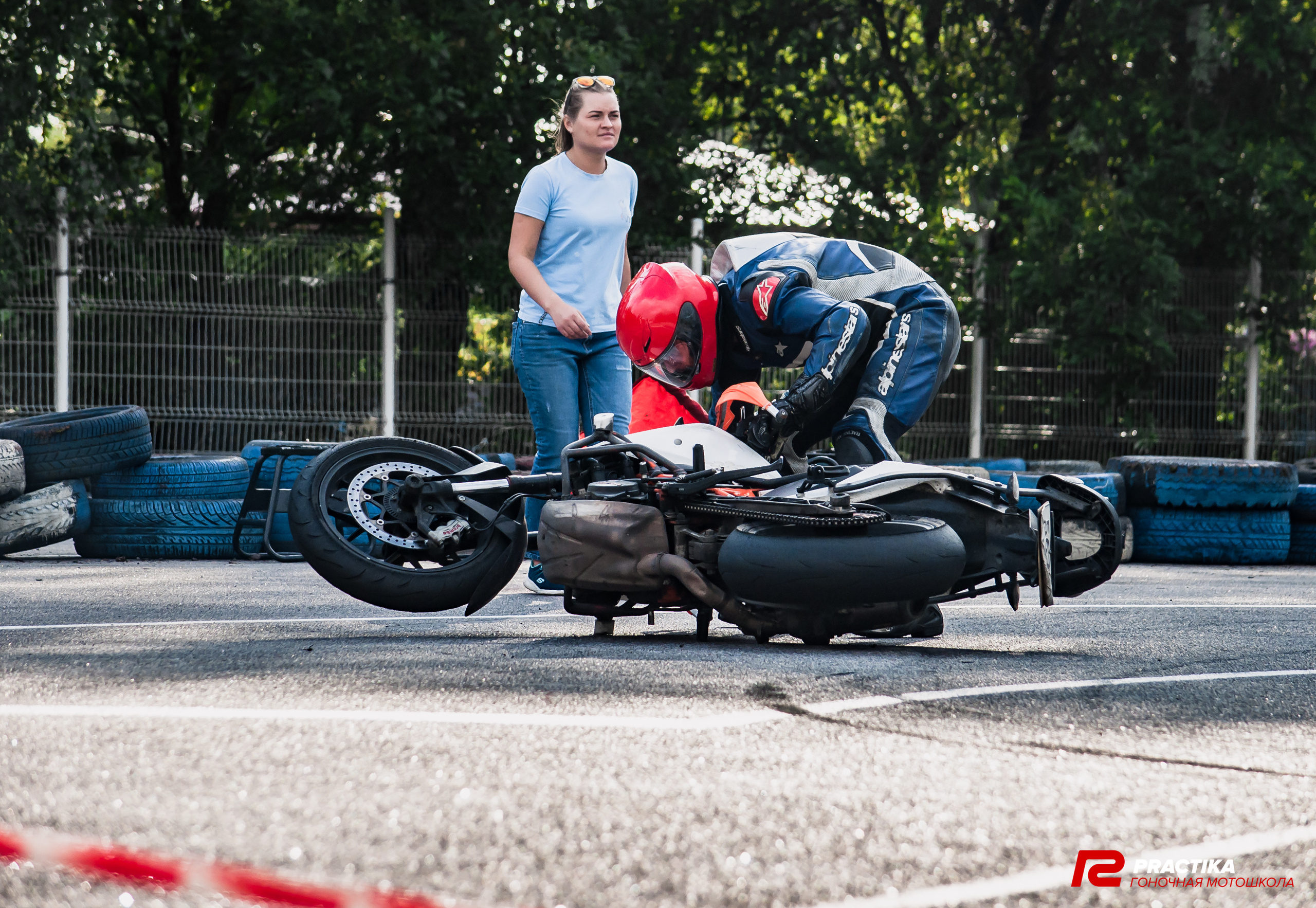 Соревнования гоночной мотошколы PRACTIKA. Мотофотограф в Санкт-Петербурге Мария Скурская
