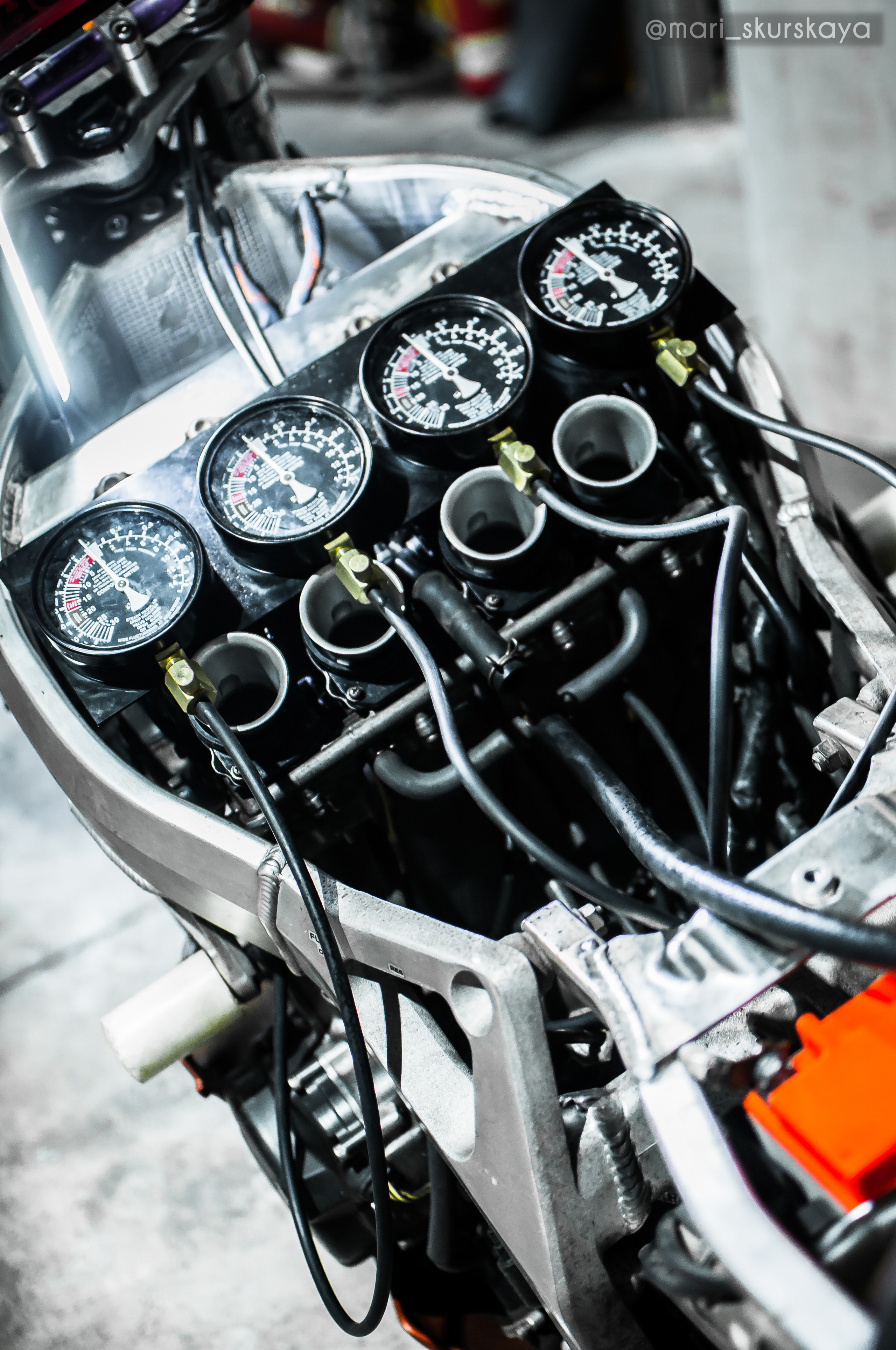 Мотосервис. Мотофотограф в Санкт-Петербурге Мария Скурская