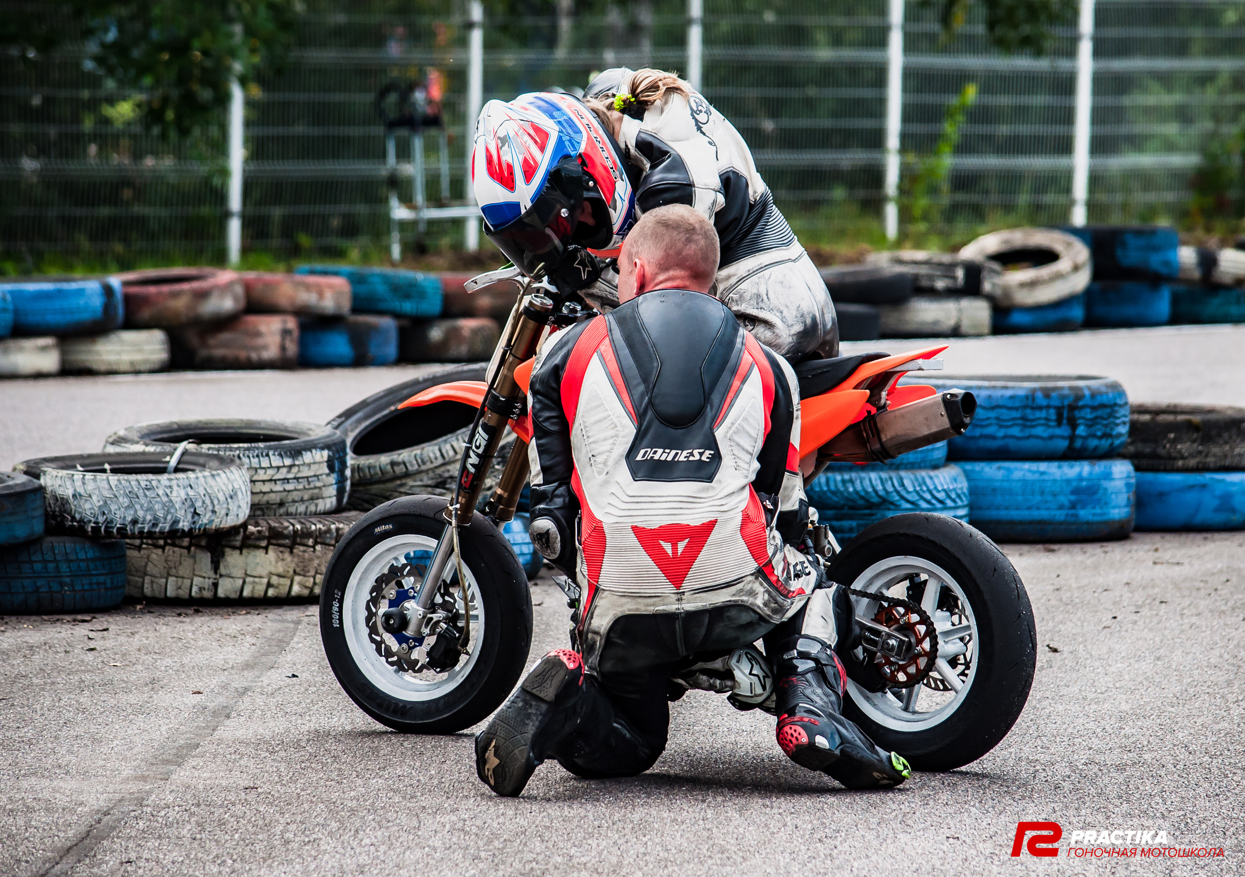 Соревнования гоночной мотошколы PRACTIKA. Мотофотограф в Санкт-Петербурге Мария Скурская