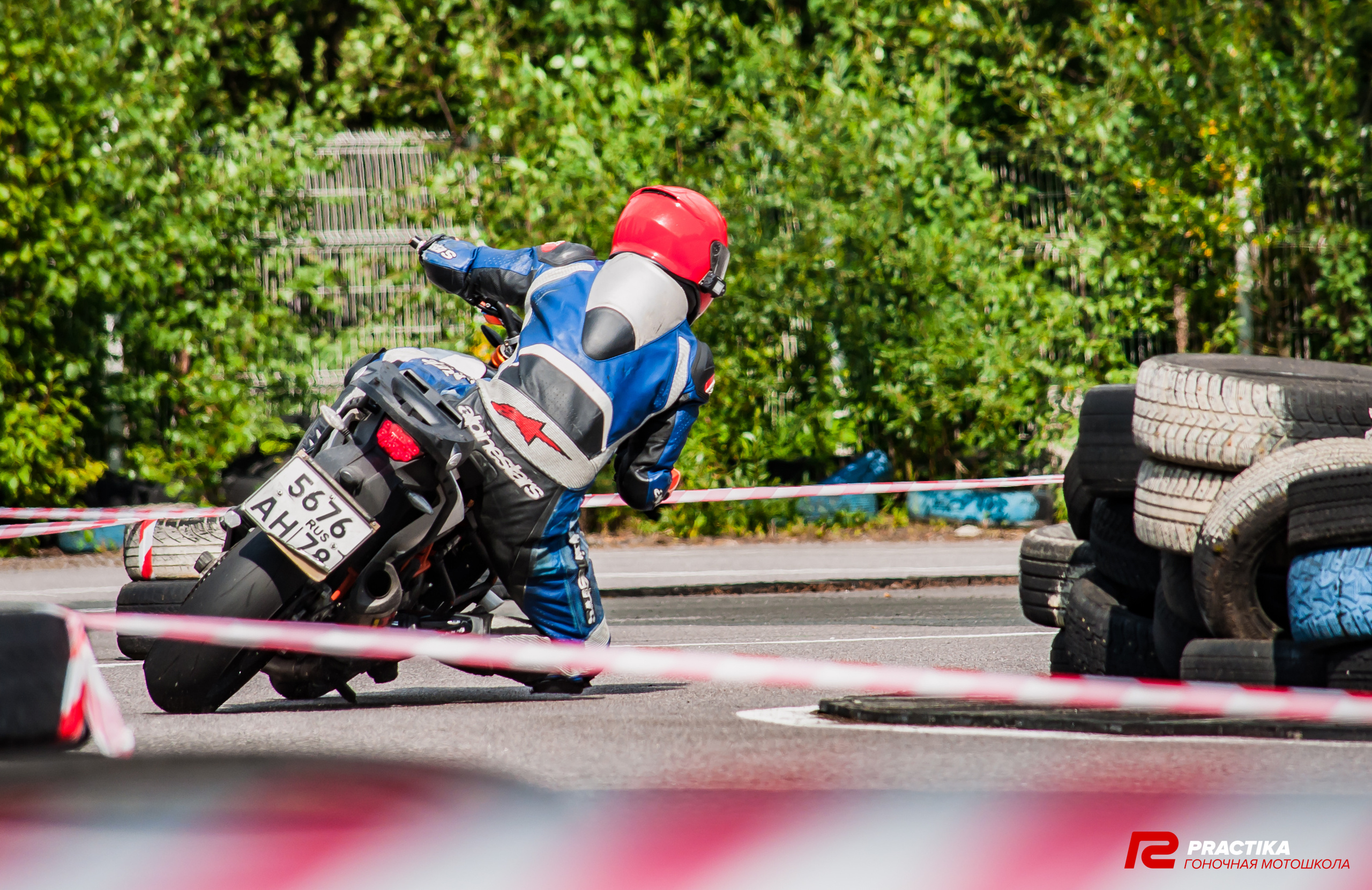 Соревнования гоночной мотошколы PRACTIKA. Мотофотограф в Санкт-Петербурге Мария Скурская