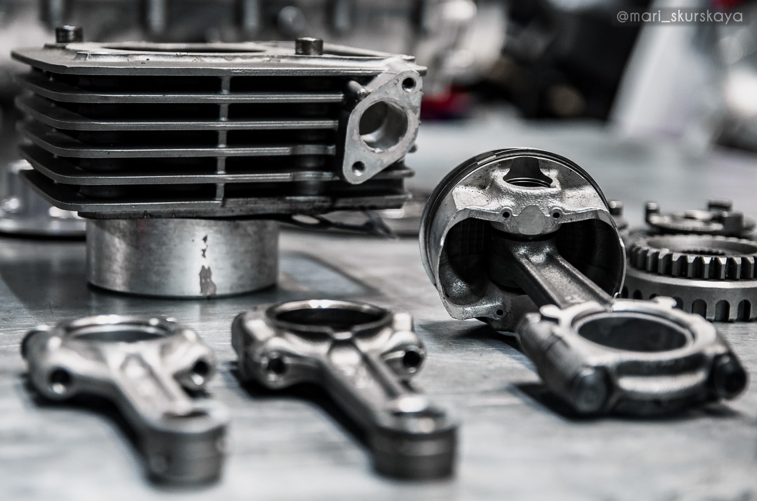 Мотосервис. Мотофотограф в Санкт-Петербурге Мария Скурская