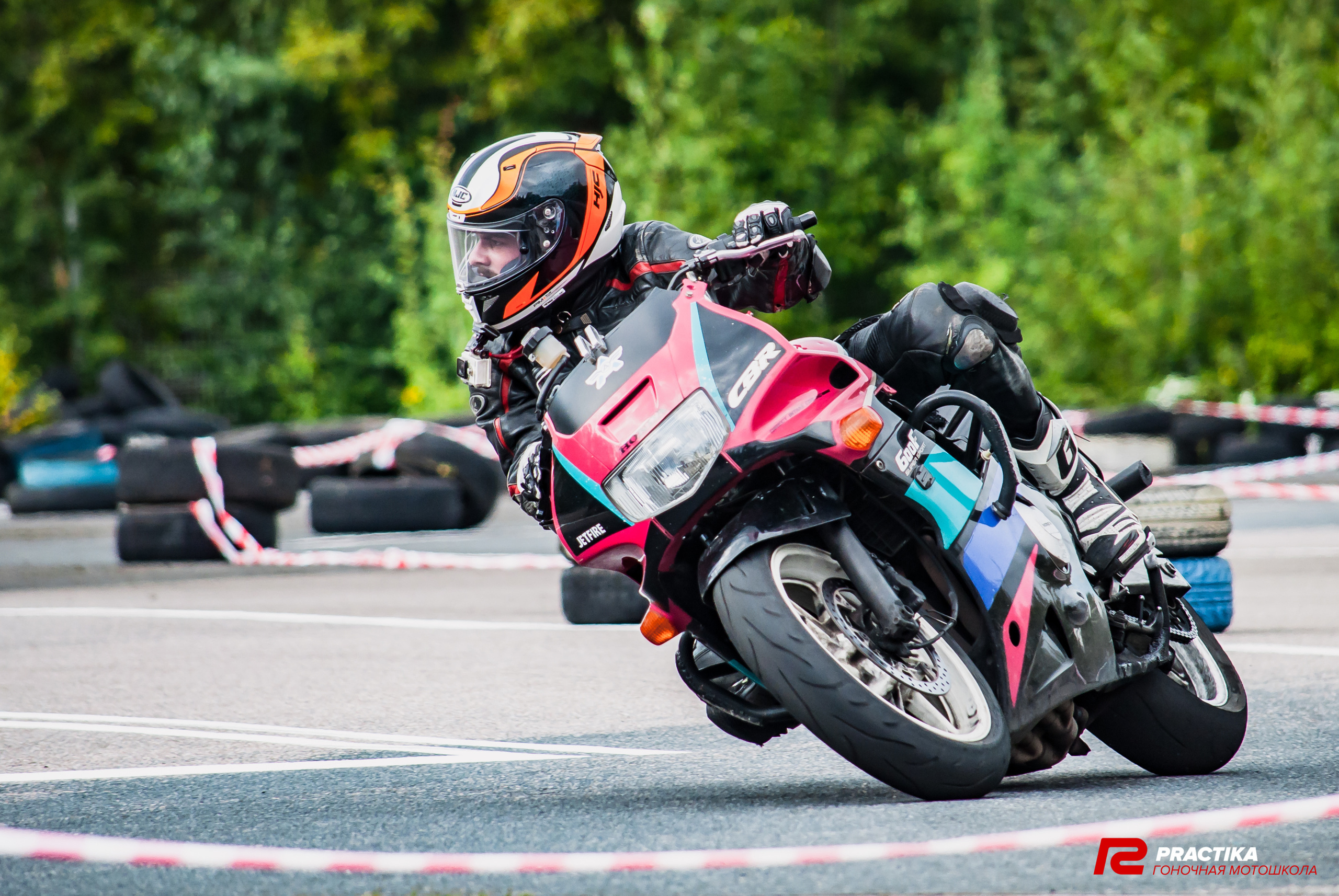 Соревнования гоночной мотошколы PRACTIKA. Мотофотограф в Санкт-Петербурге Мария Скурская