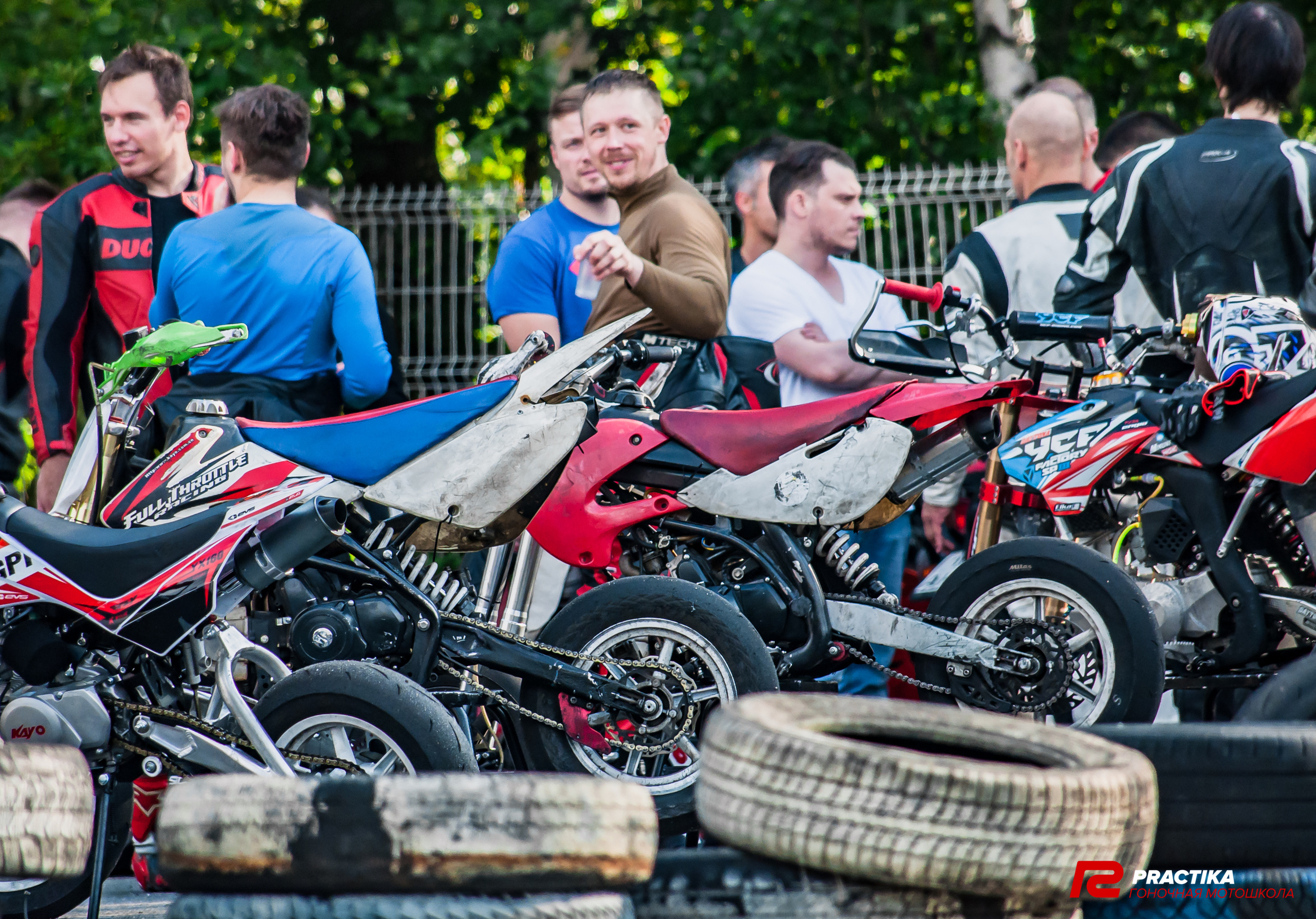 Соревнования гоночной мотошколы PRACTIKA. Мотофотограф в Санкт-Петербурге Мария Скурская