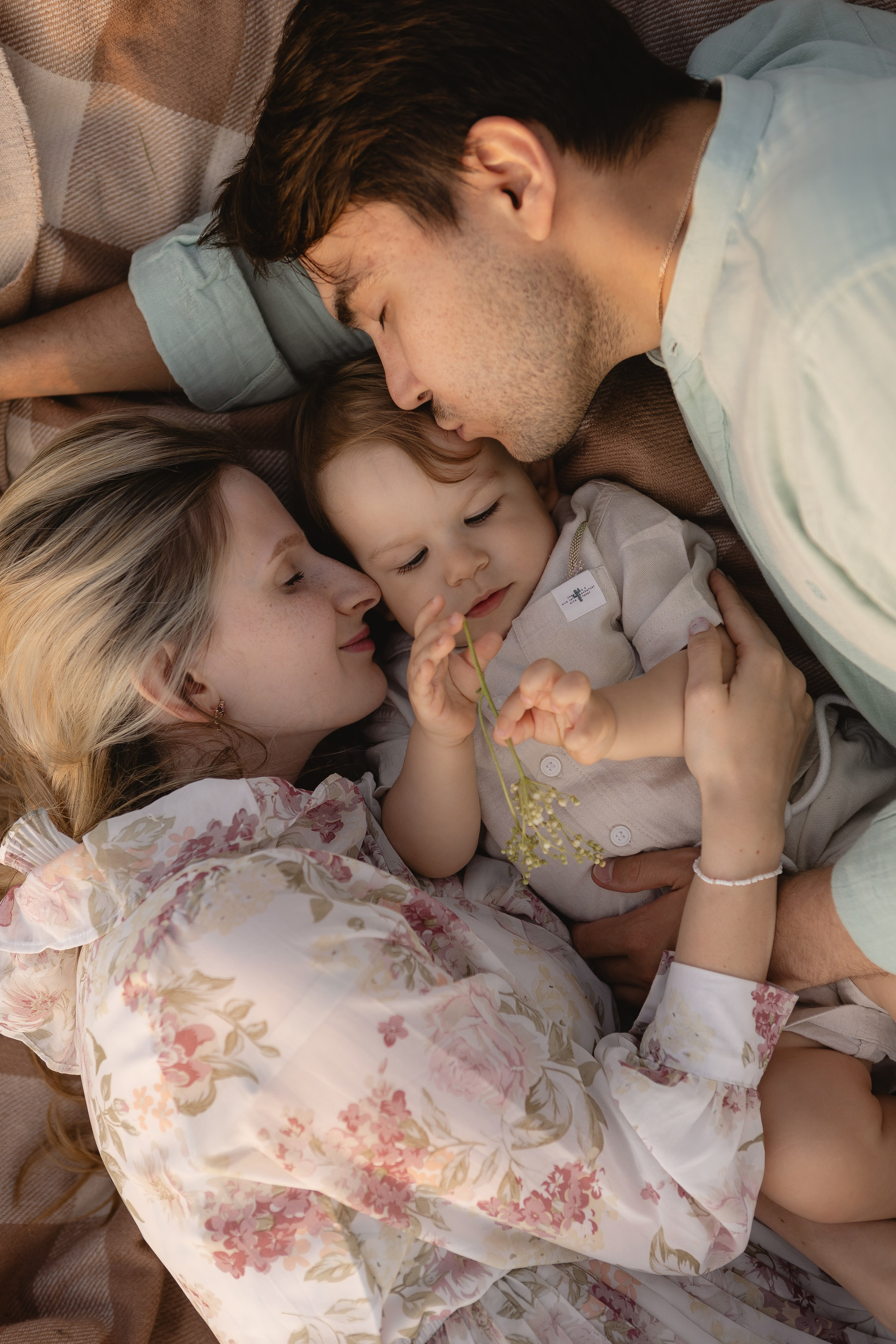 Анастасия с любимыми. Фотограф в Казани.Снимаю индивидуальные портреты, love story и свадьбы