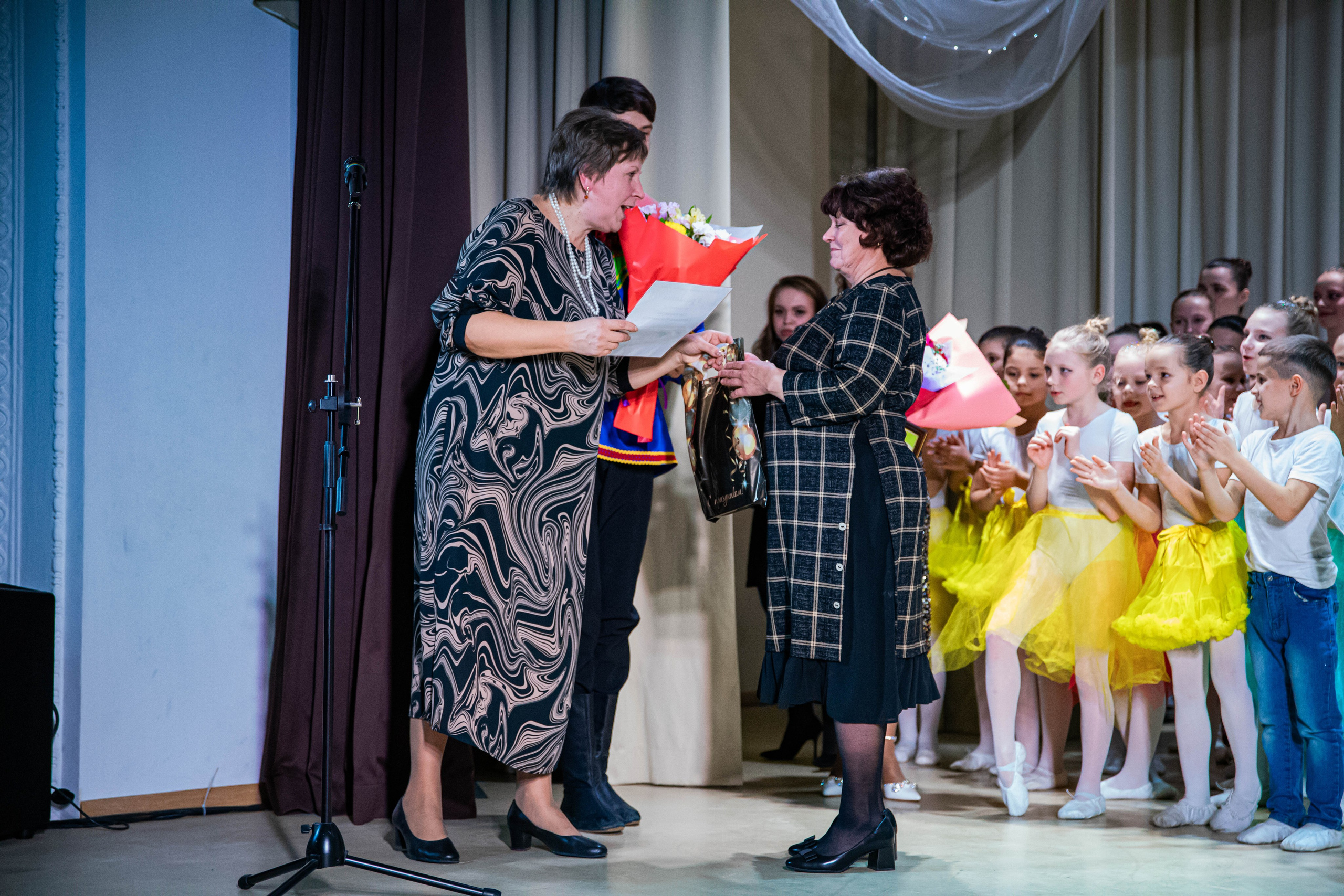 «Конфетти» Юбилейный концерт «Твори Добро». Фотограф Дарья Маташкова